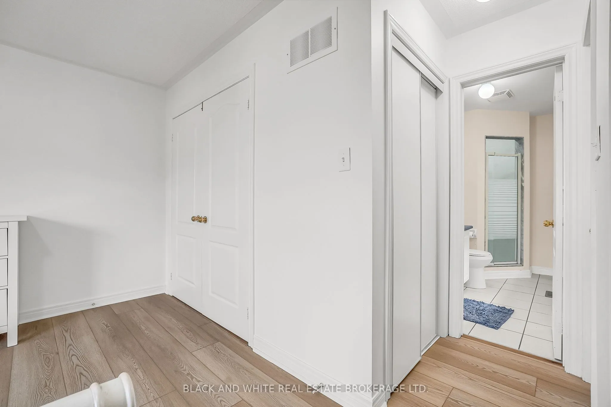 18 Daiseyfield Crescent