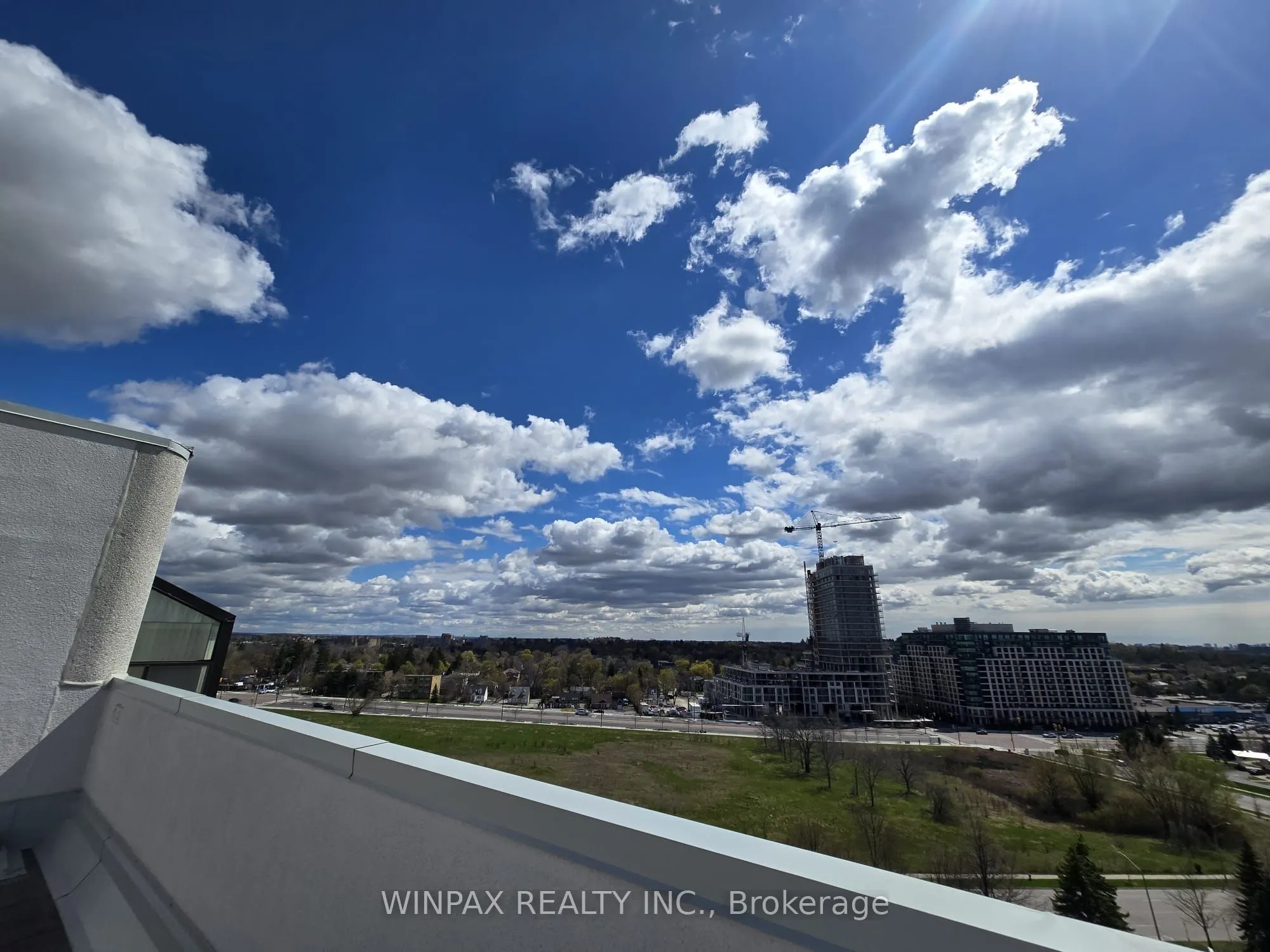 20 Harding Boulevard #1202