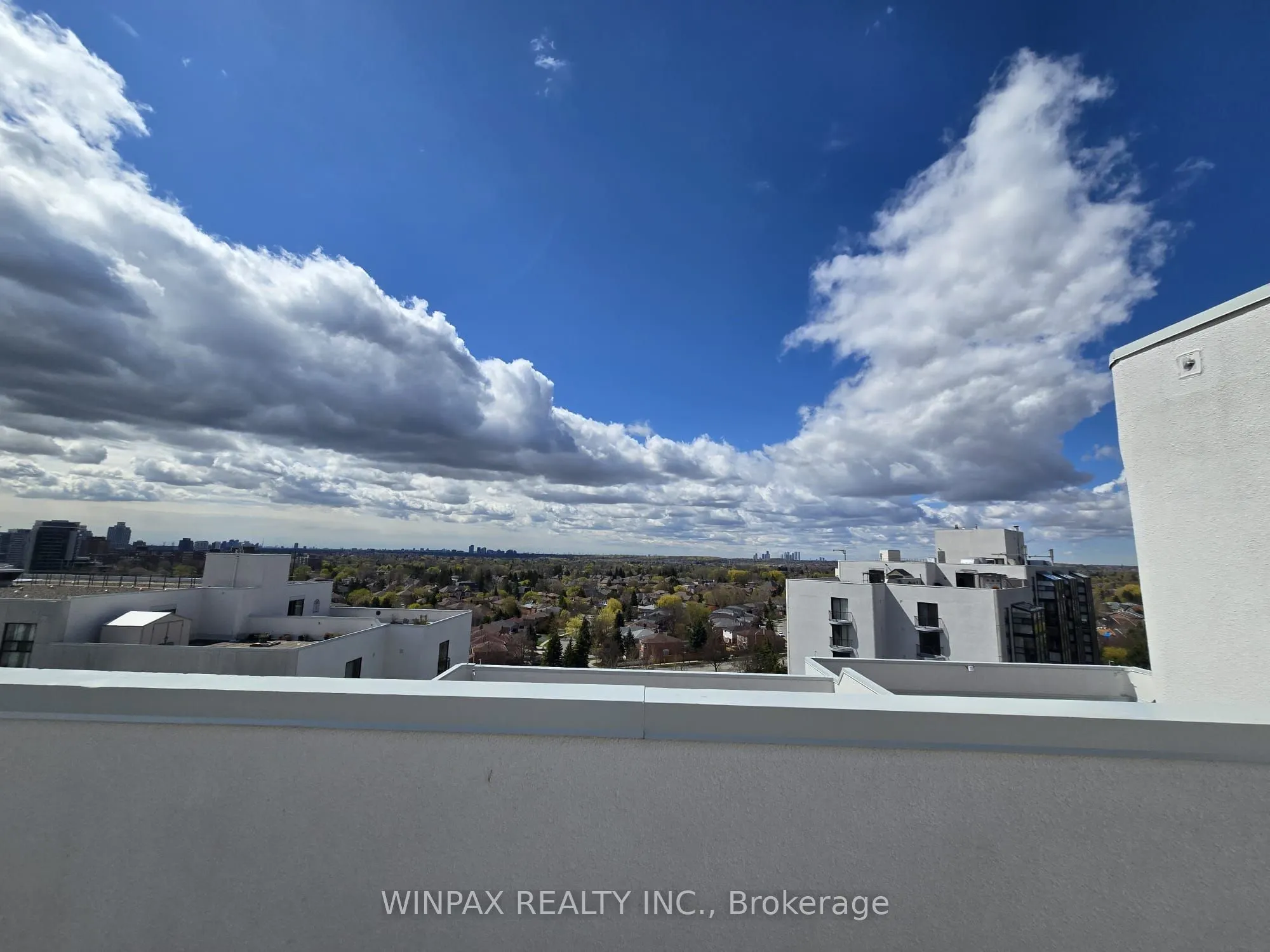 20 Harding Boulevard #1202