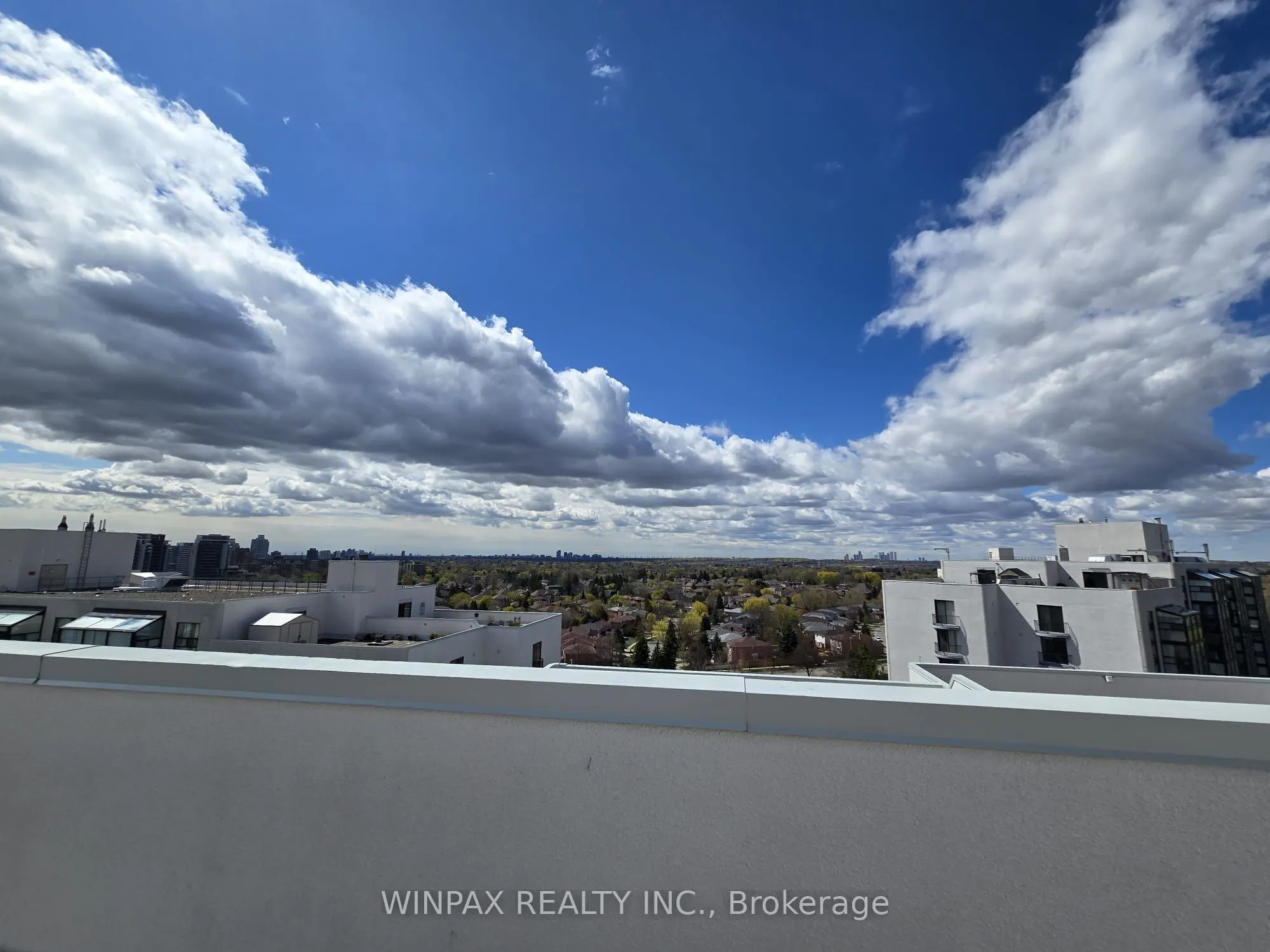 20 Harding Boulevard #1202