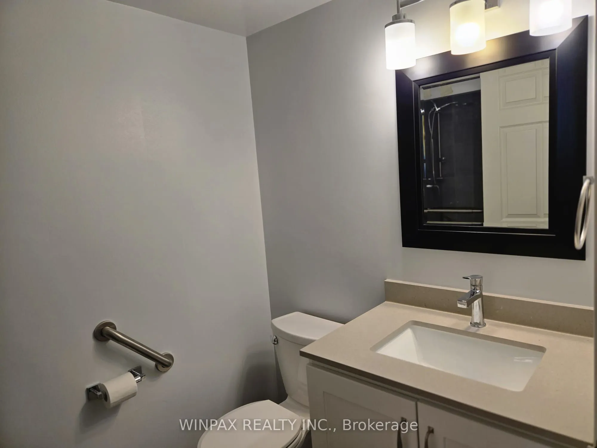 20 Harding Boulevard #1202
