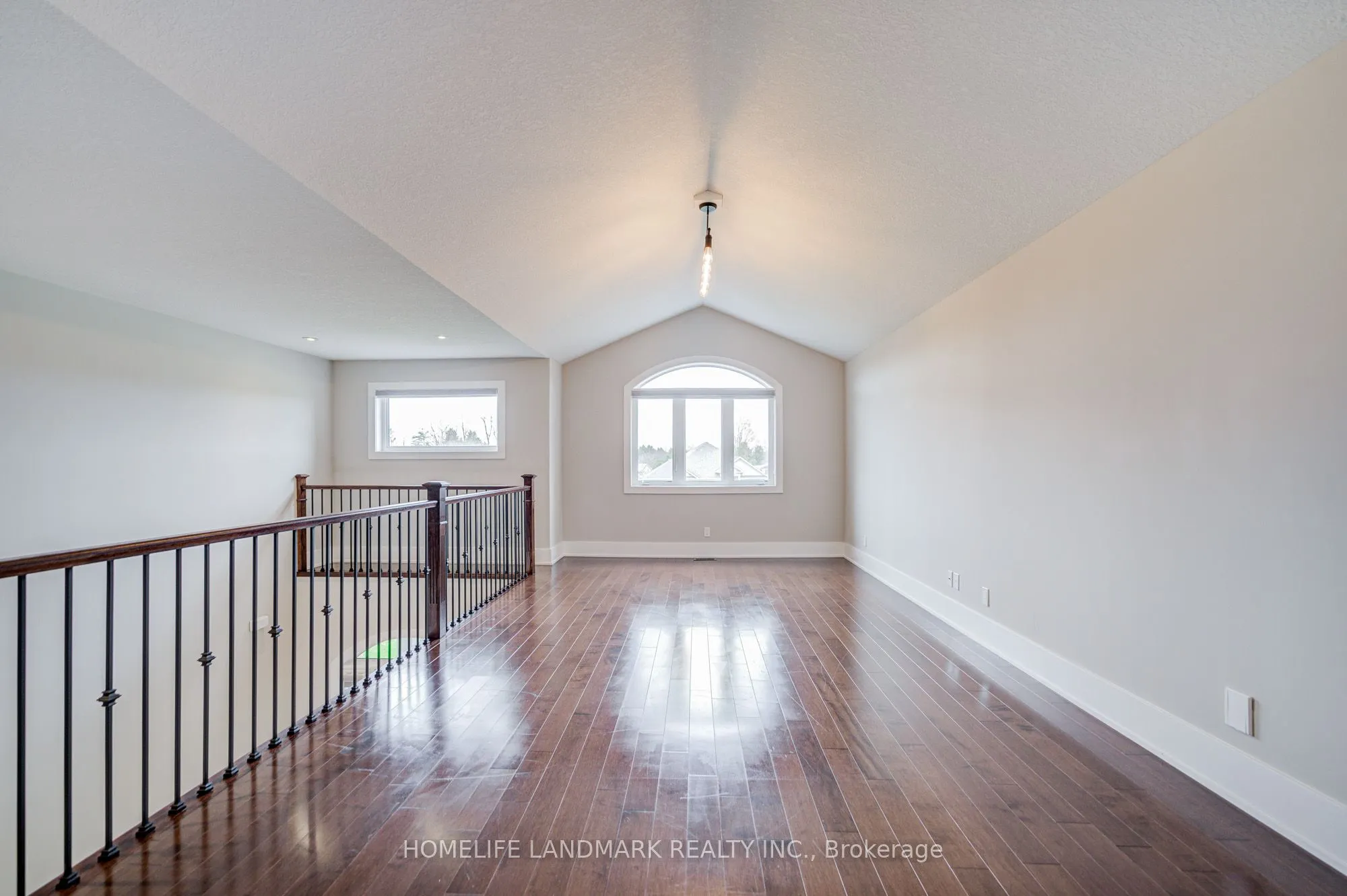 295 Sunnybrae Avenue