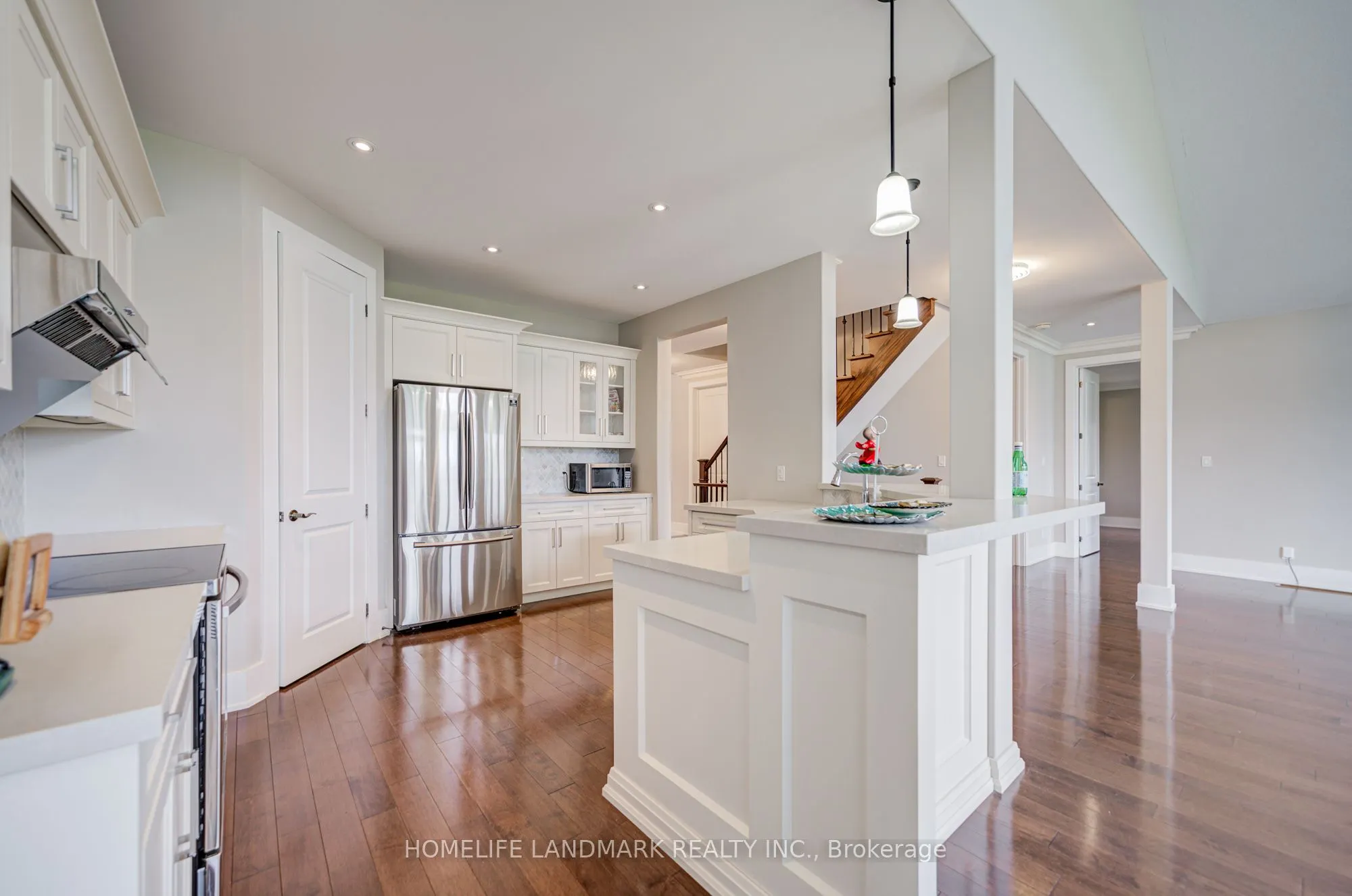 295 Sunnybrae Avenue