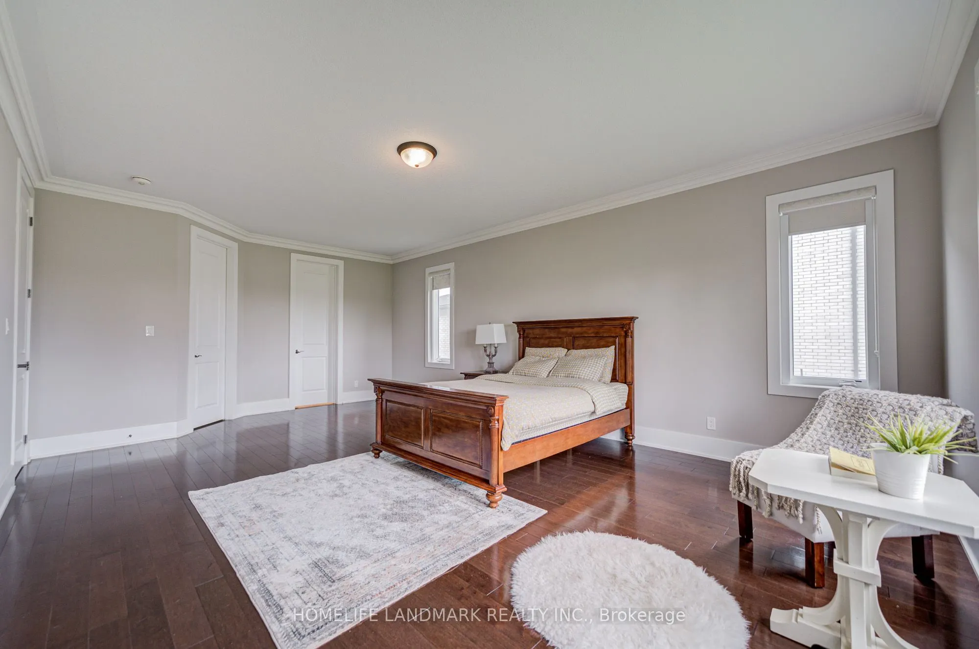 295 Sunnybrae Avenue