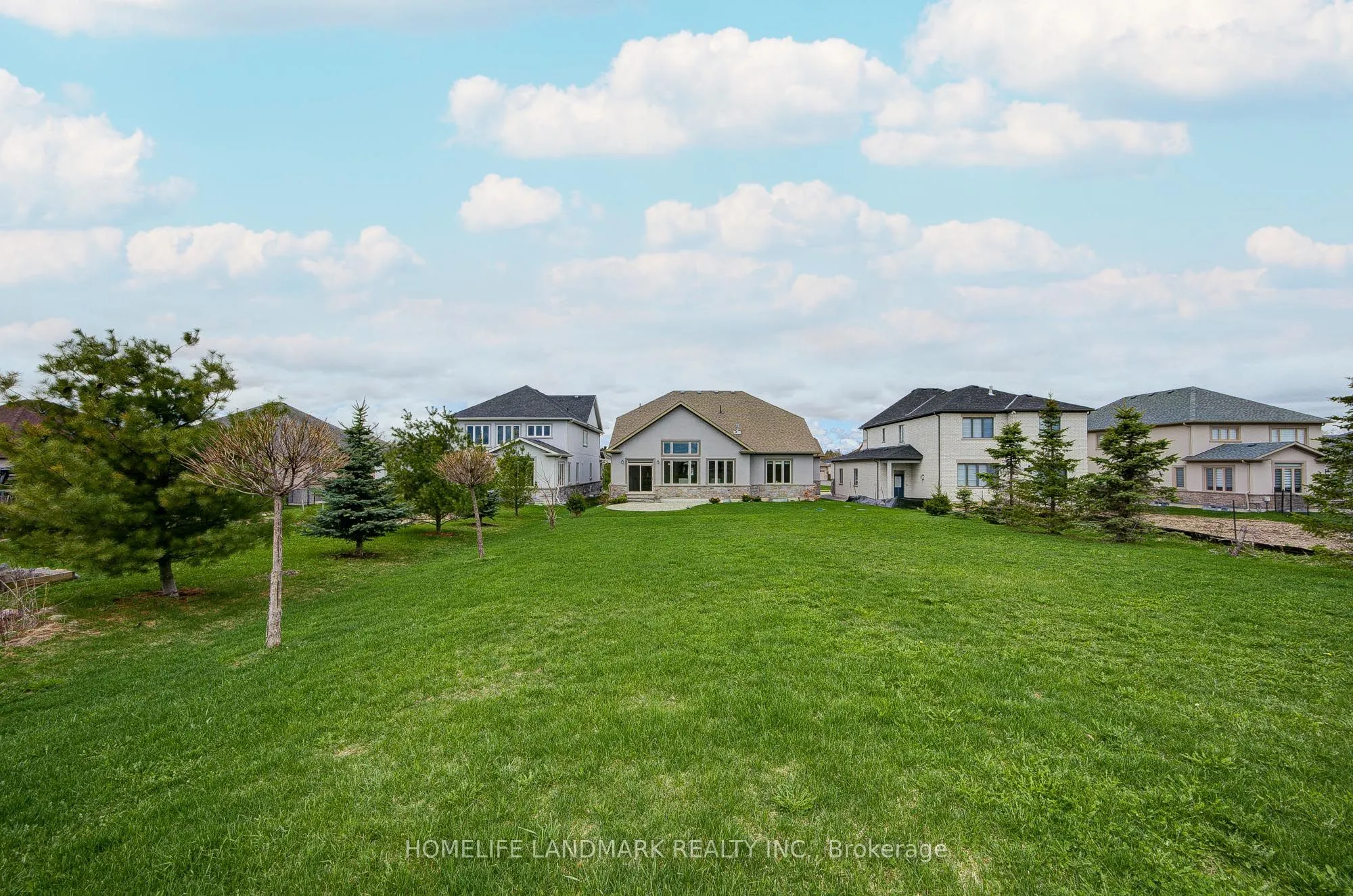 295 Sunnybrae Avenue