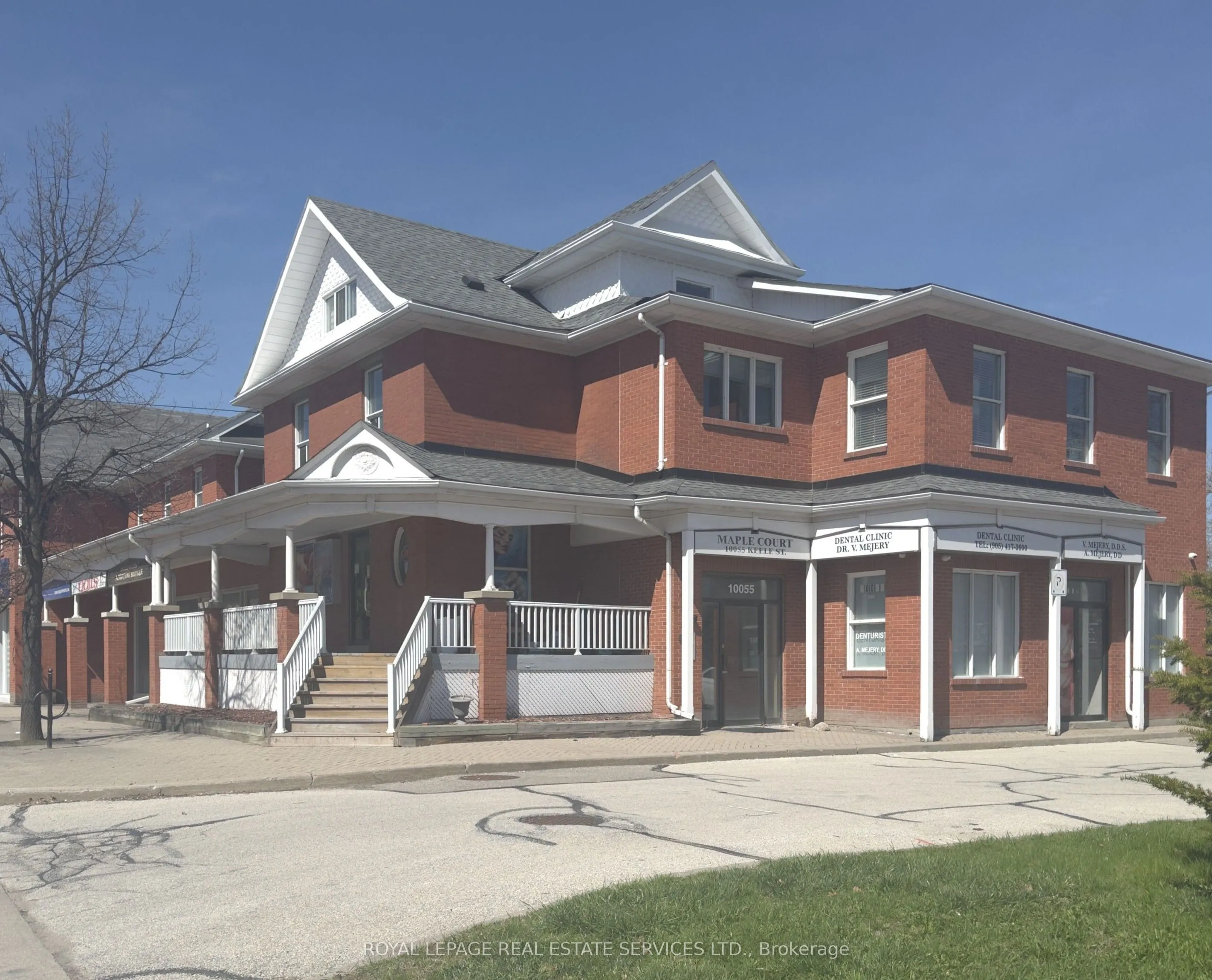 10055 Keele Street #202