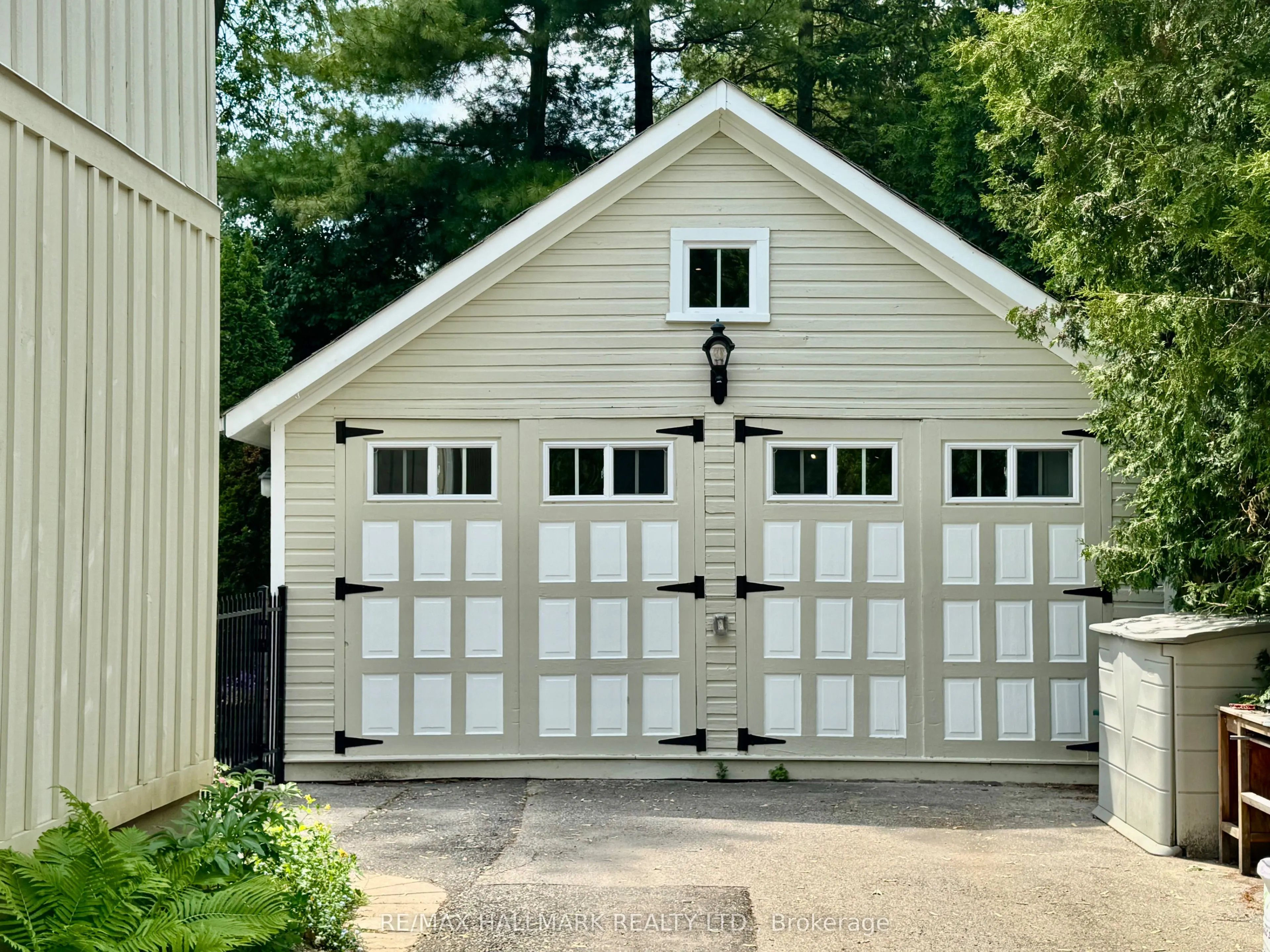 64 Powell Street