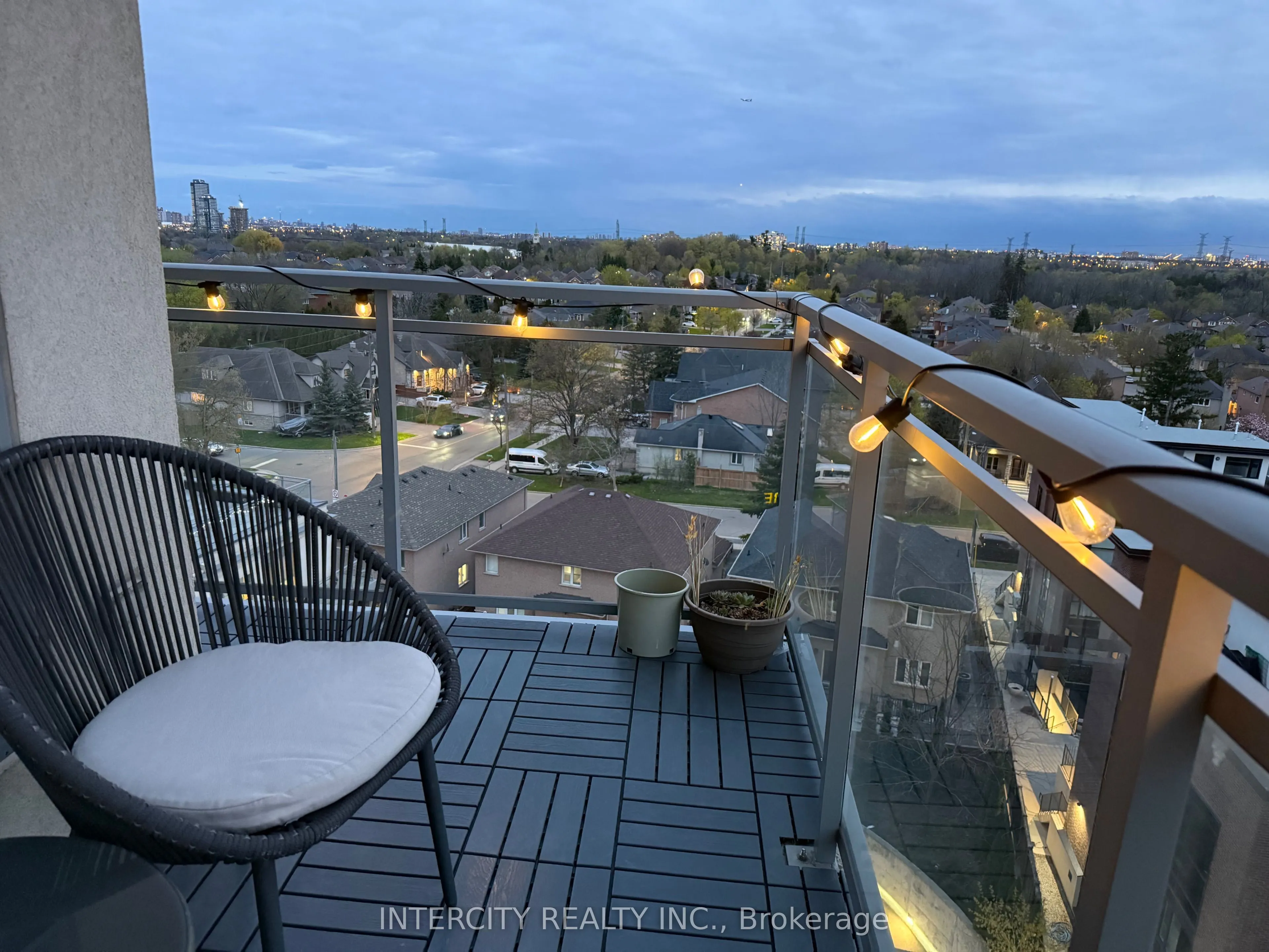 7730 Kipling Avenue #802