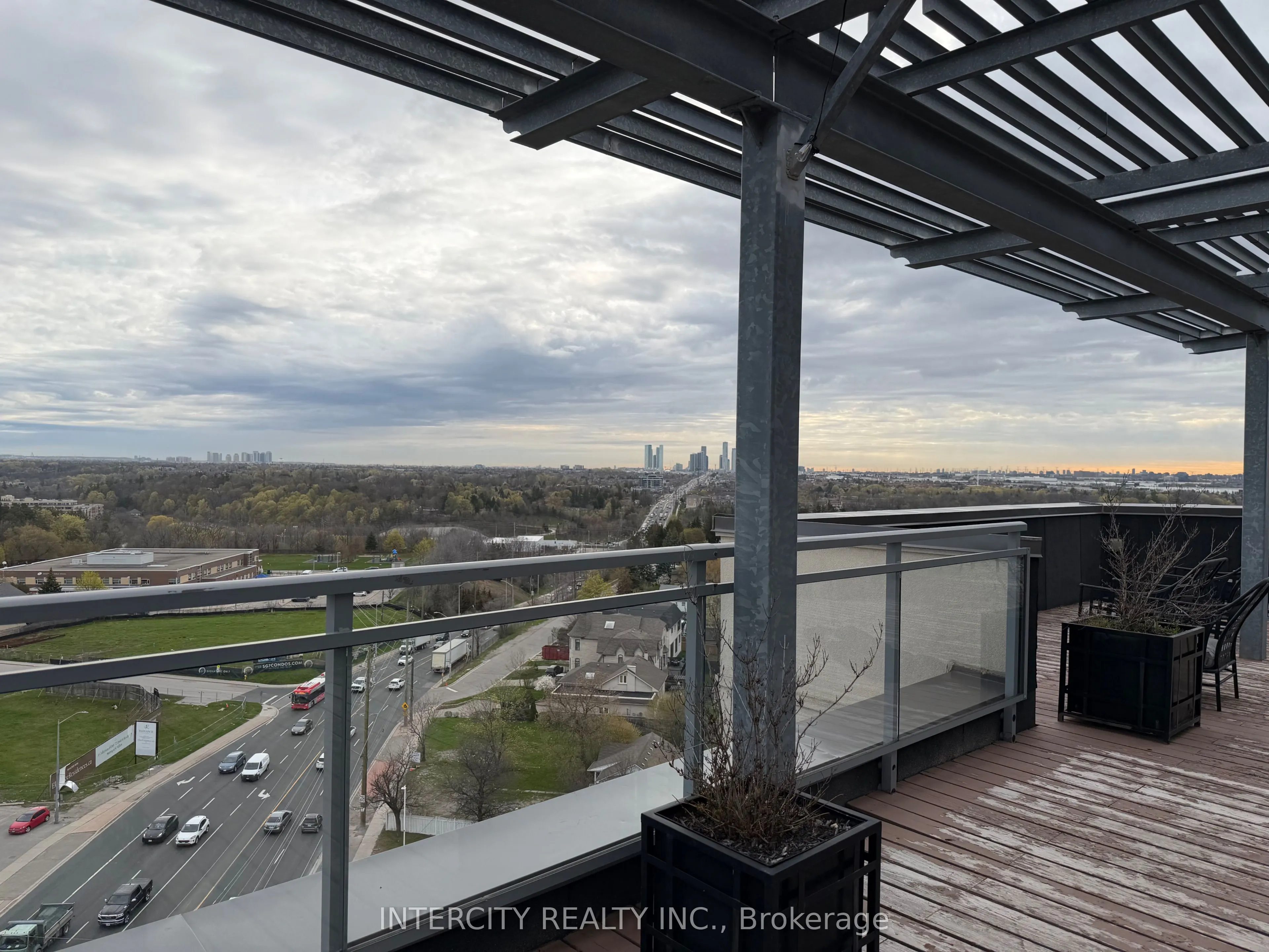 7730 Kipling Avenue #802