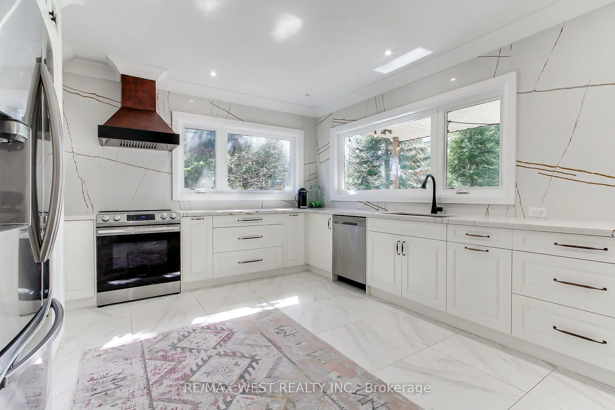 177 Hedge Road