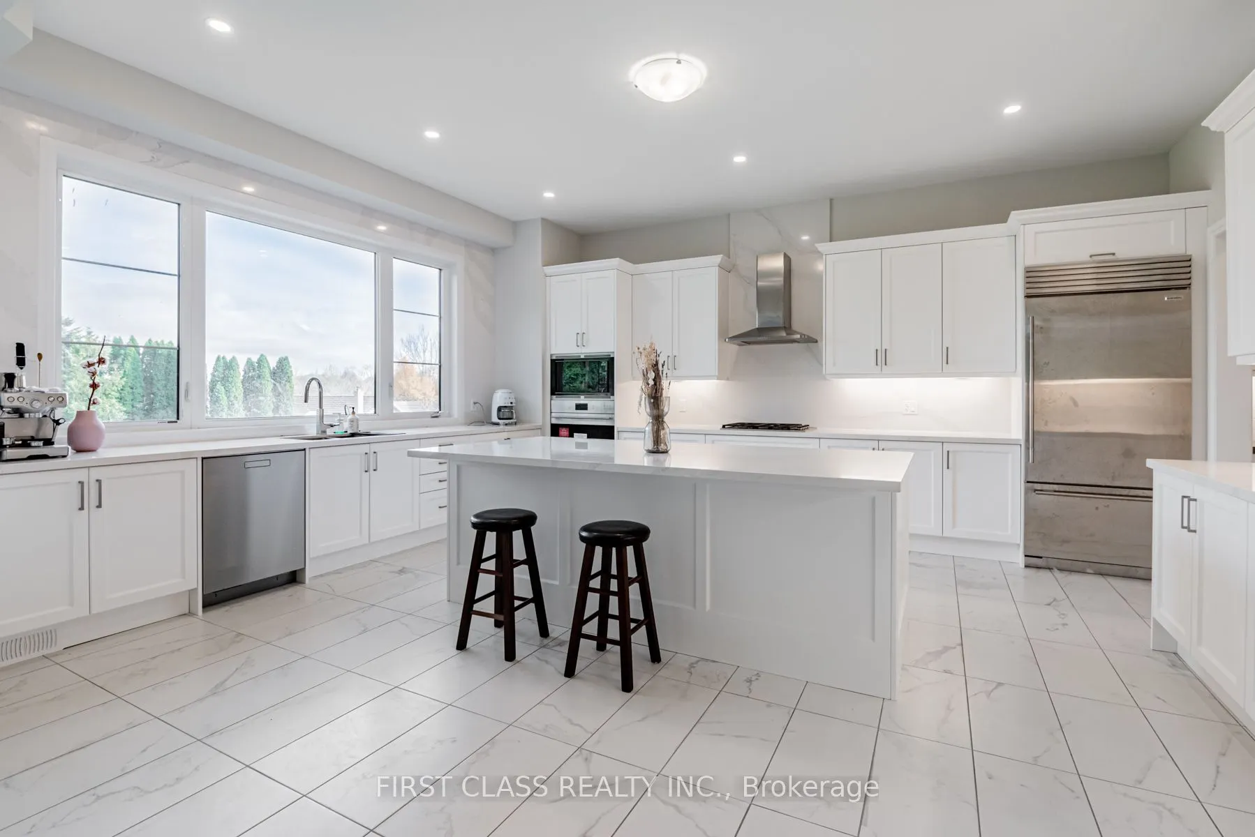 15 Kenneth Campbell Court
