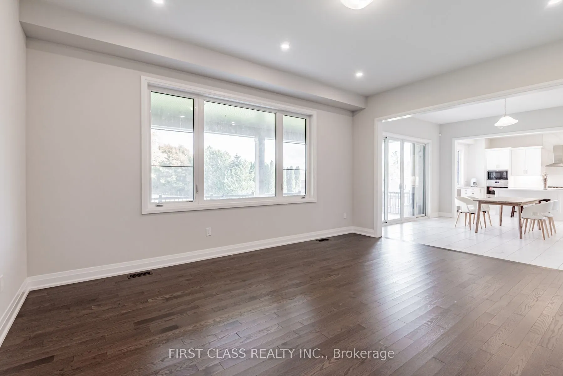 15 Kenneth Campbell Court