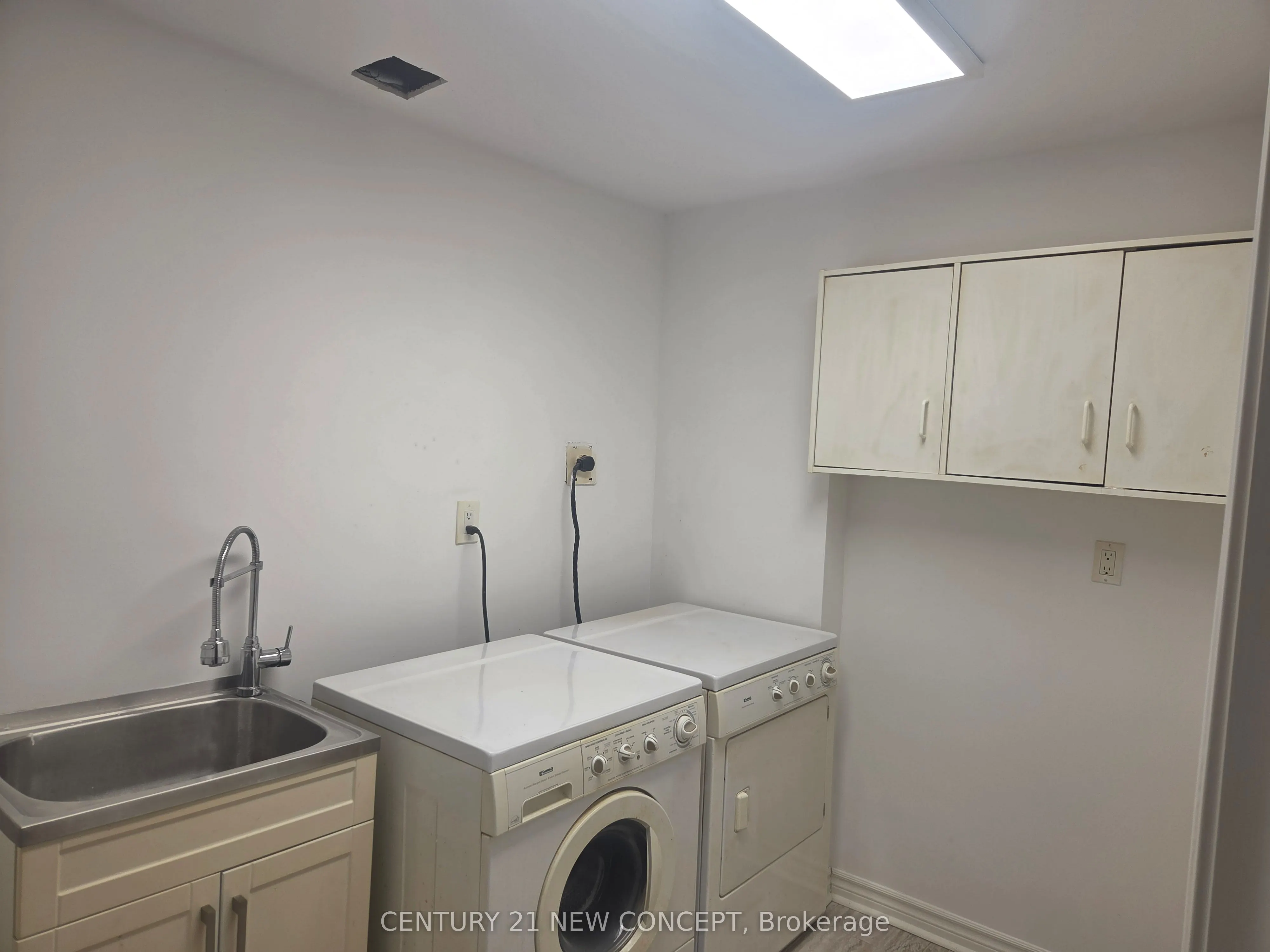 74 Dunsmore Crescent
