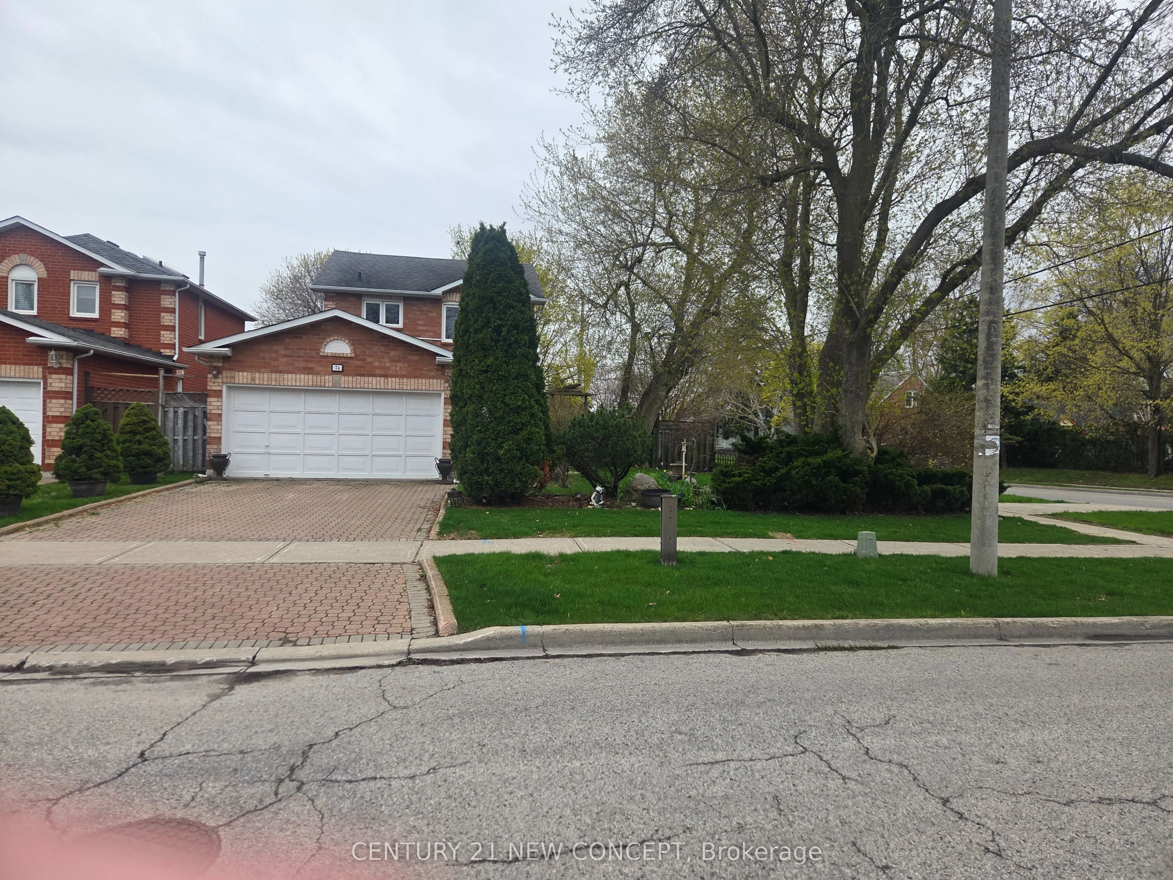 74 Dunsmore Crescent