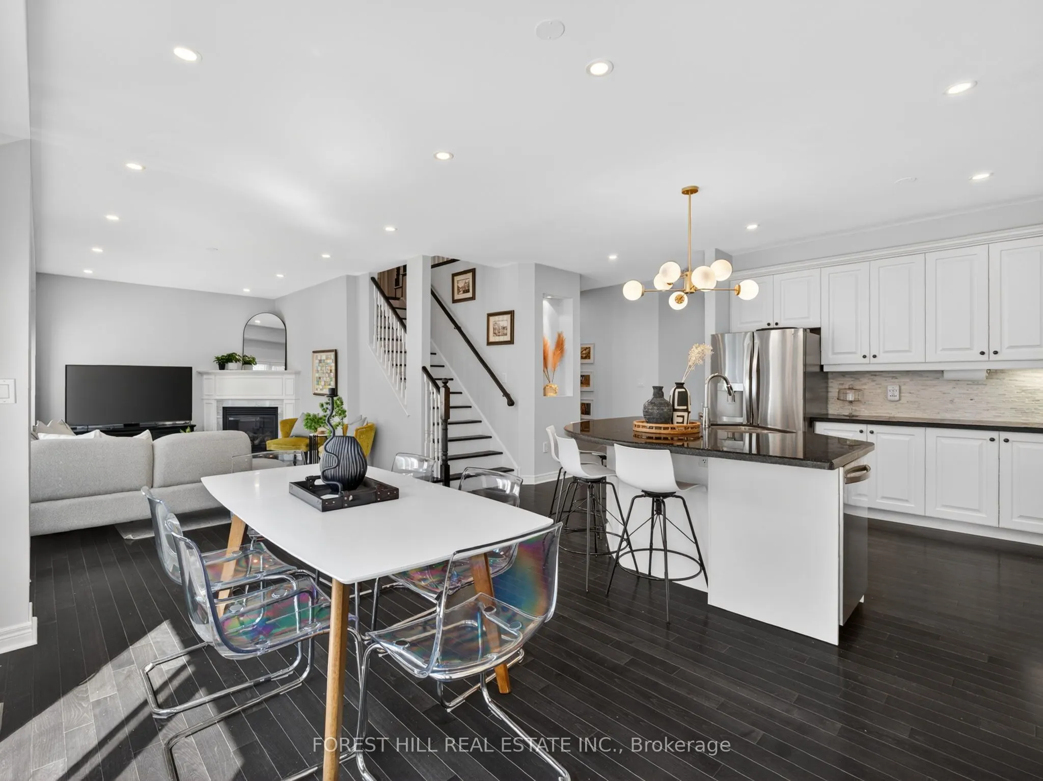 12 Wallenberg Drive