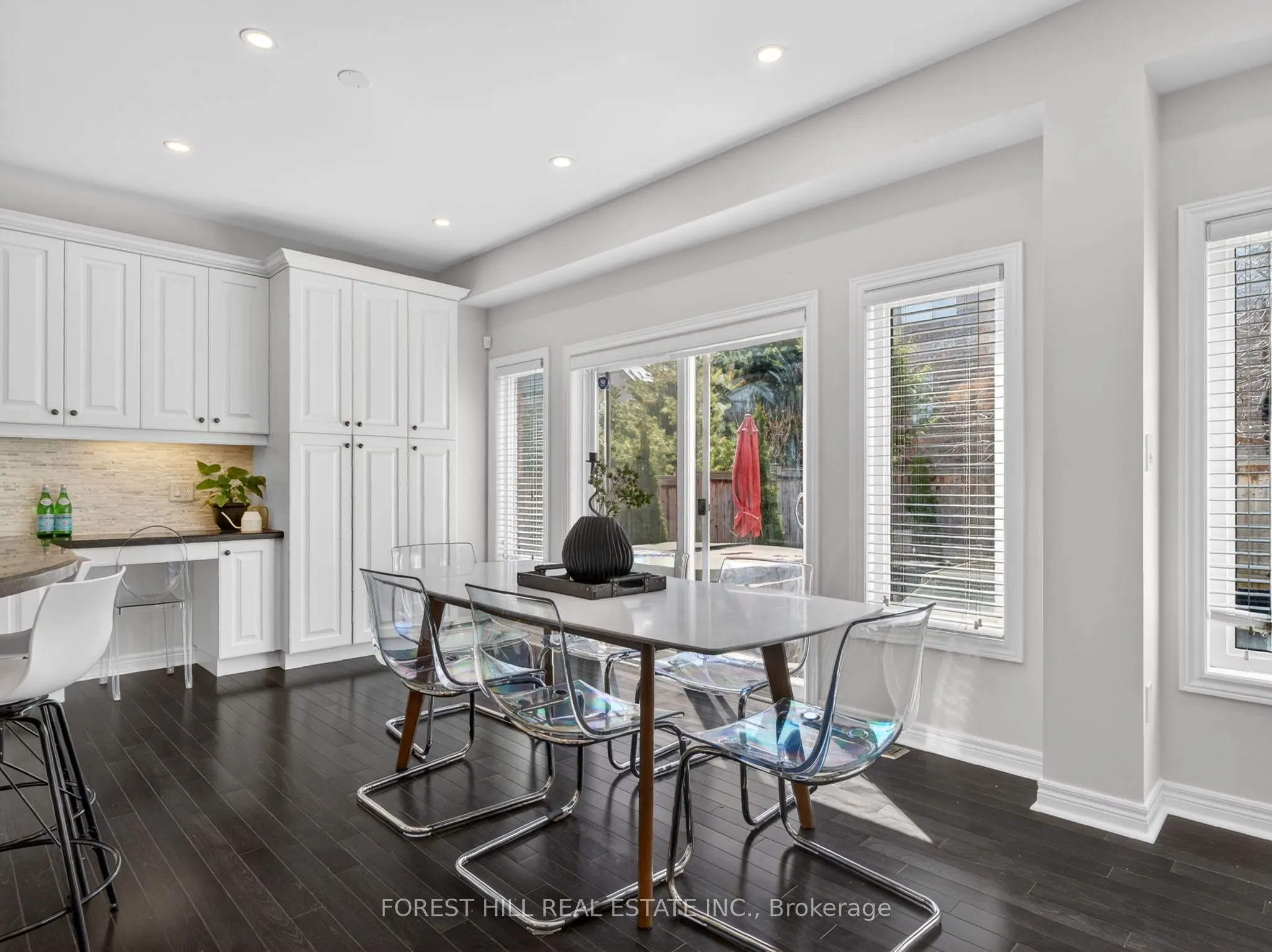 12 Wallenberg Drive