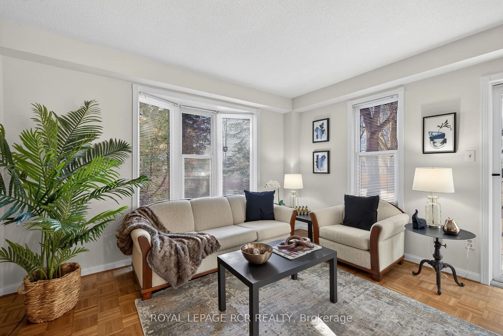 68 Confederation Way #44
