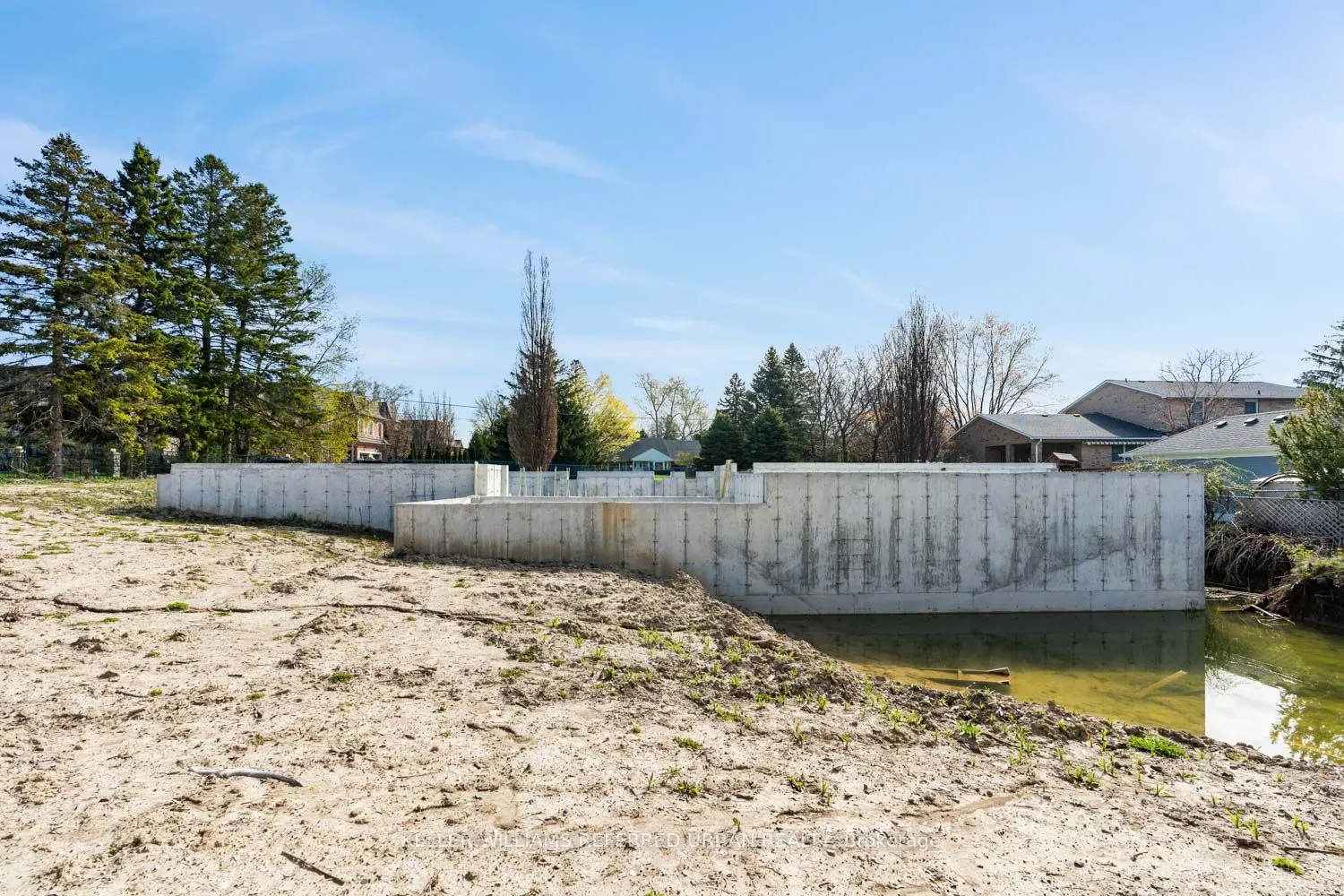6 Maryvale Crescent