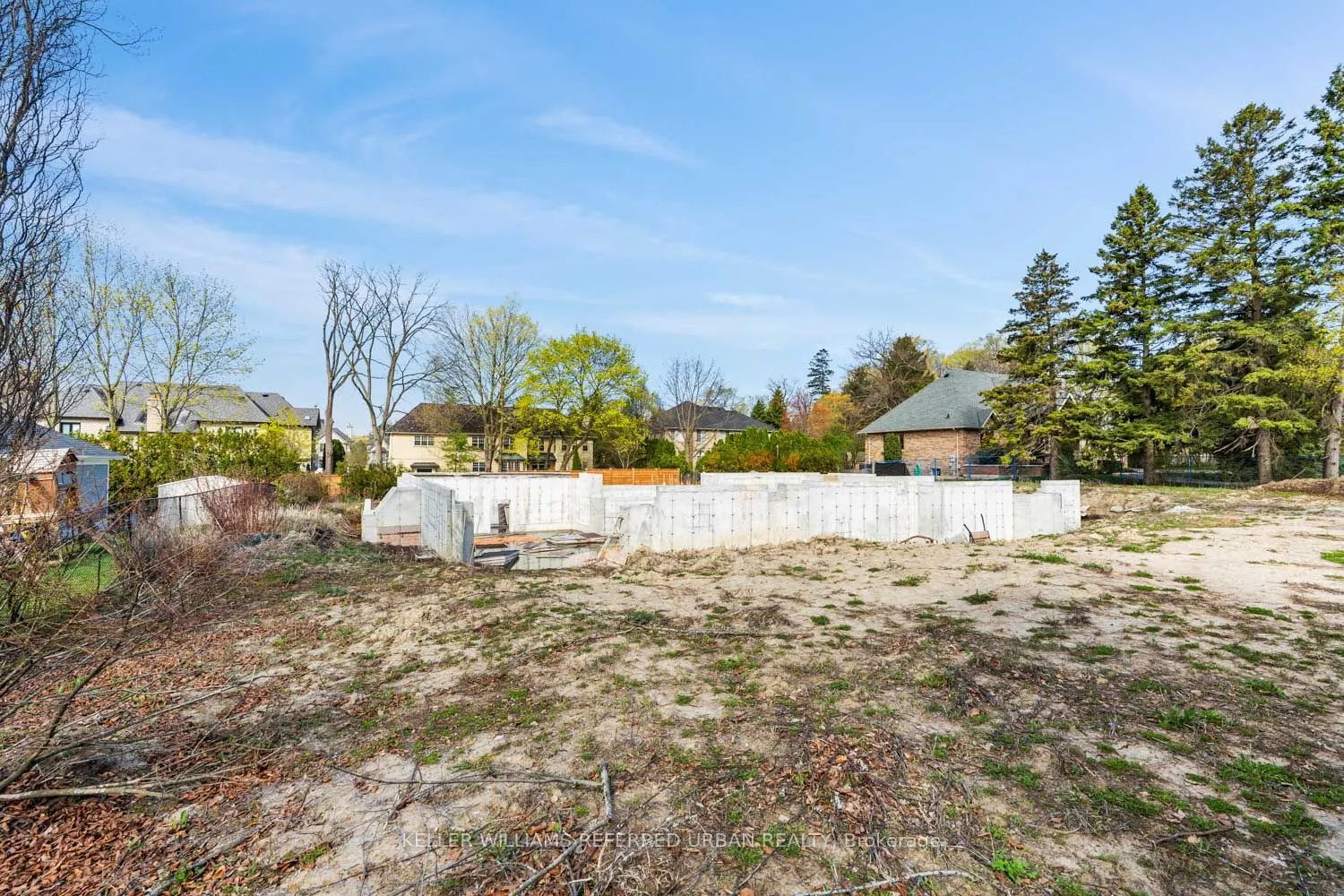 6 Maryvale Crescent