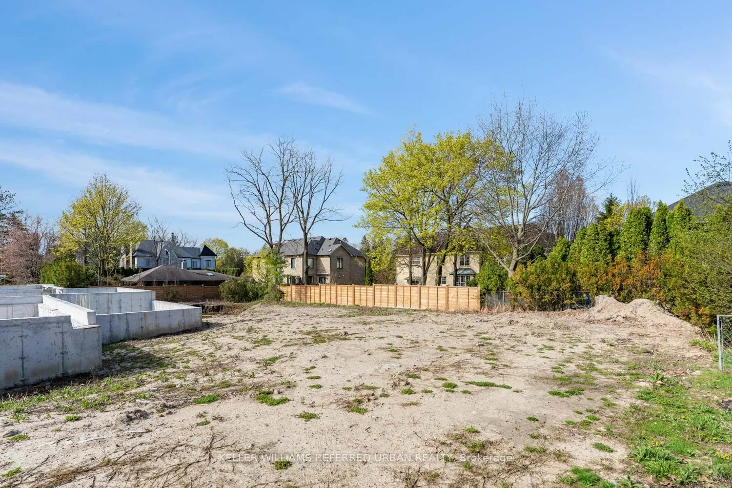 6 Maryvale Crescent