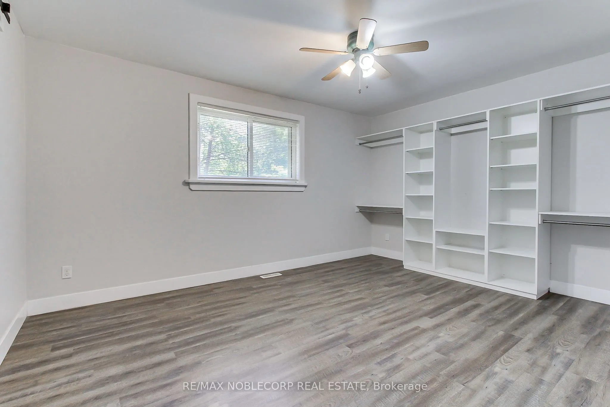 17 Larkdale Crescent
