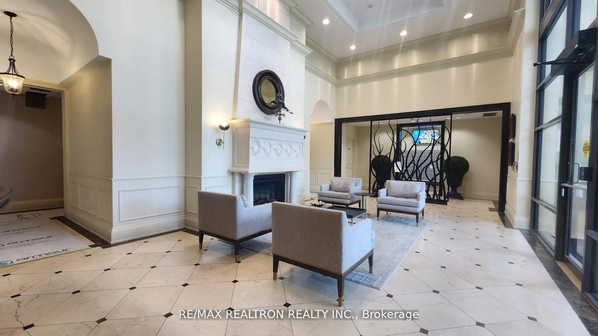 330 Red Maple Road #103