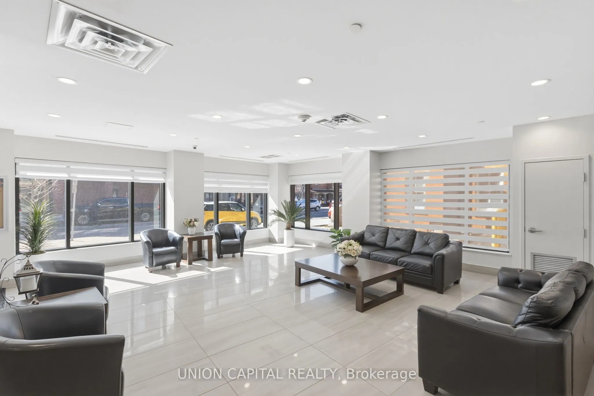 112 Woodbridge Avenue #412