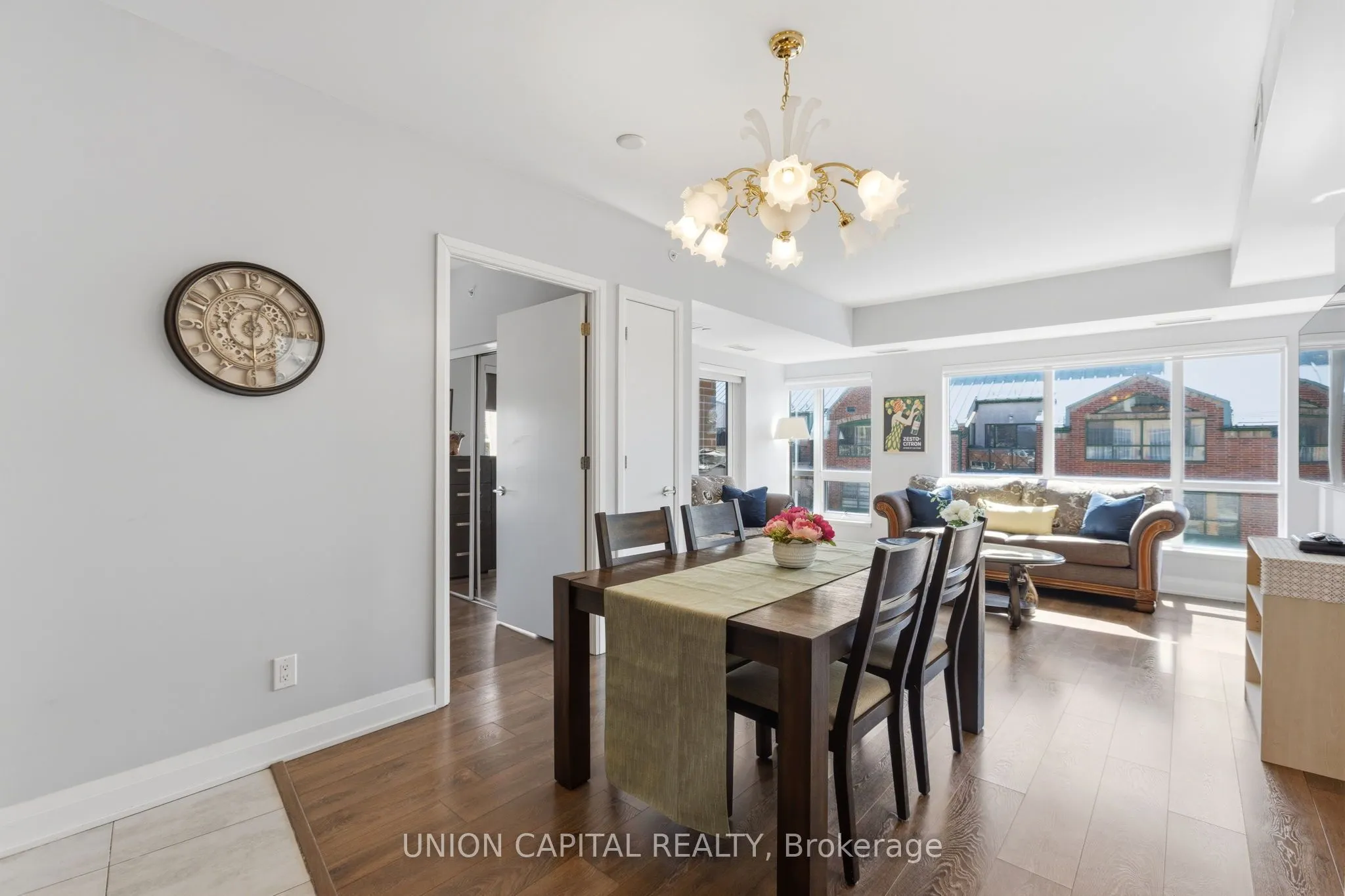 112 Woodbridge Avenue #412