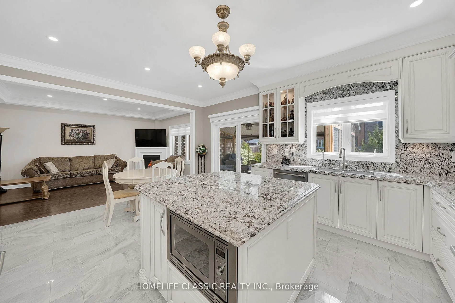 105 McKenzie Way