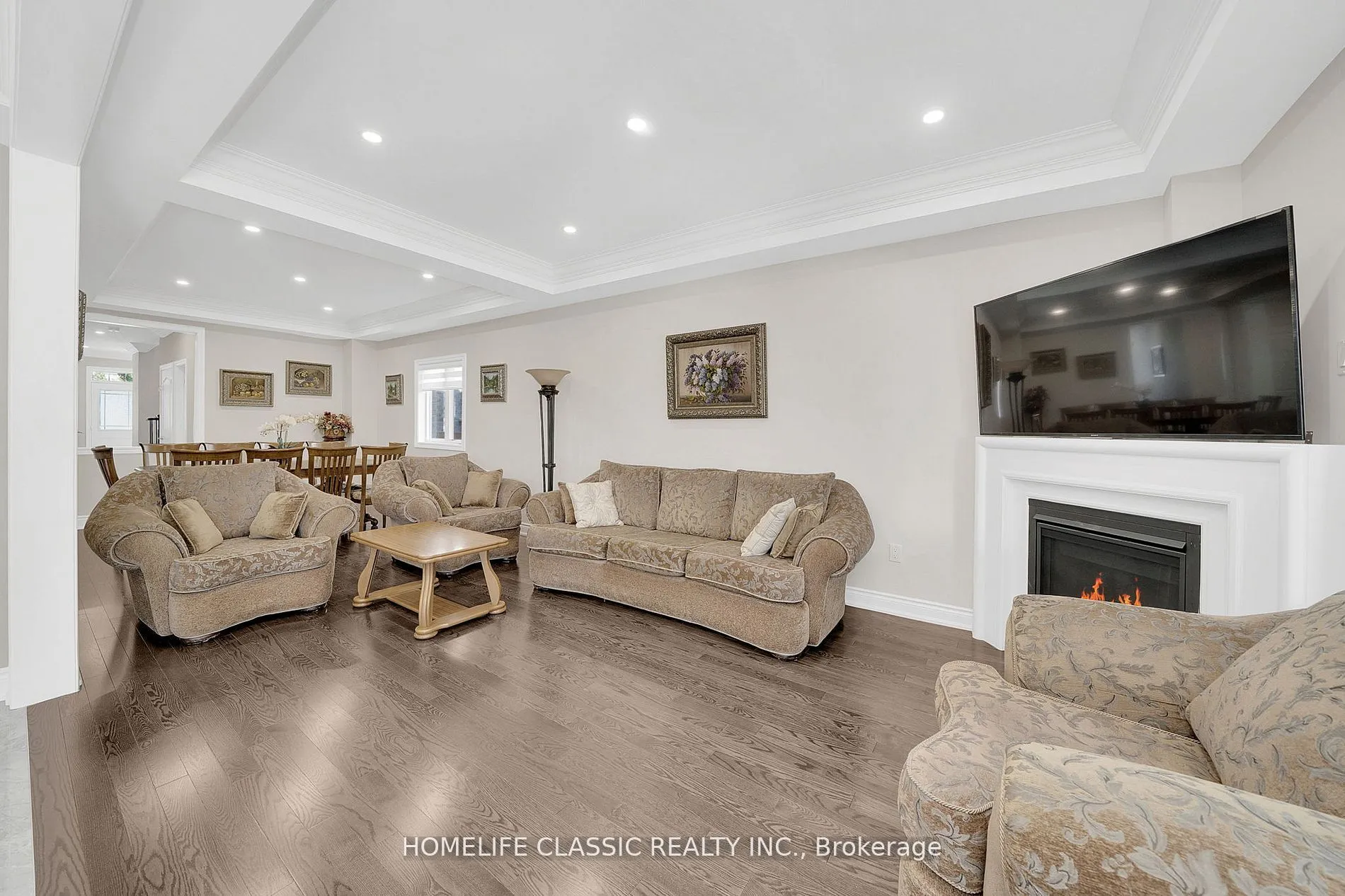 105 McKenzie Way