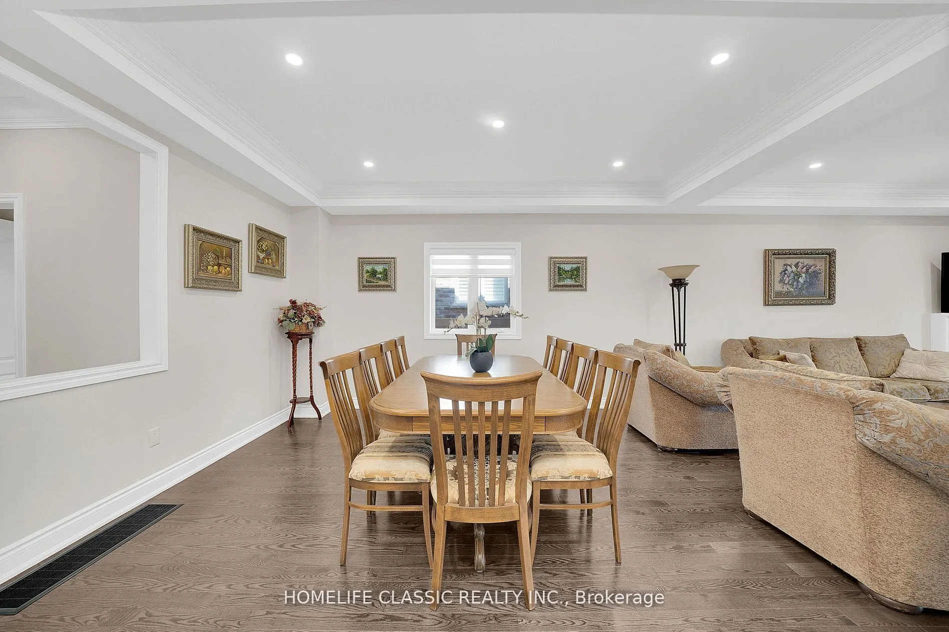 105 McKenzie Way
