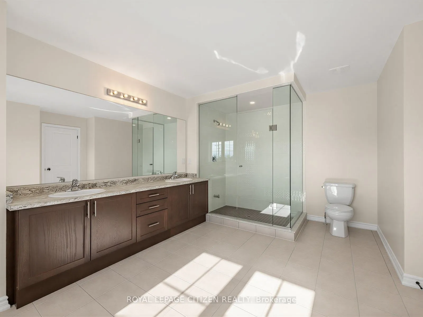 2 Lawrence D. Pridham Avenue