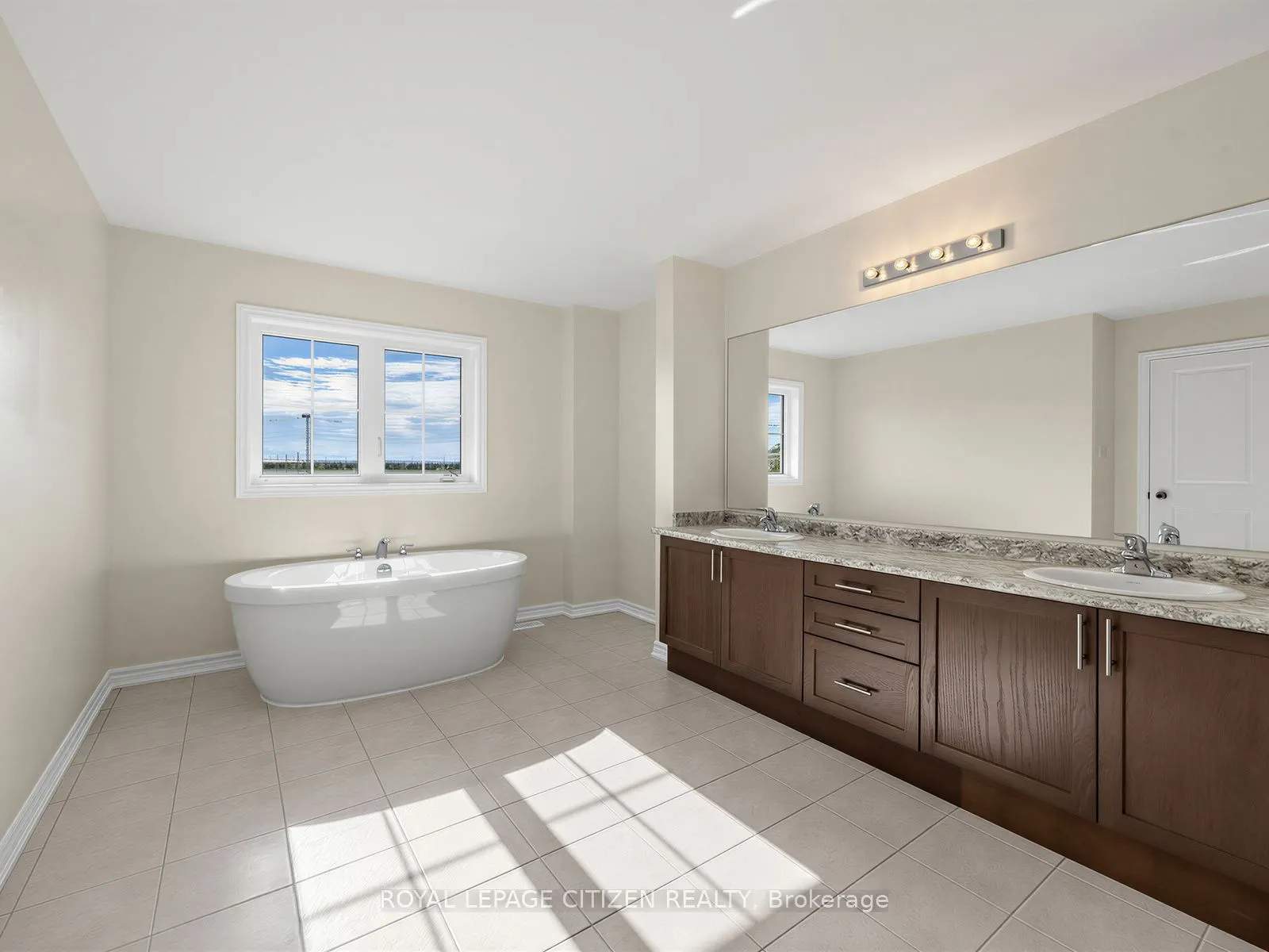 2 Lawrence D. Pridham Avenue