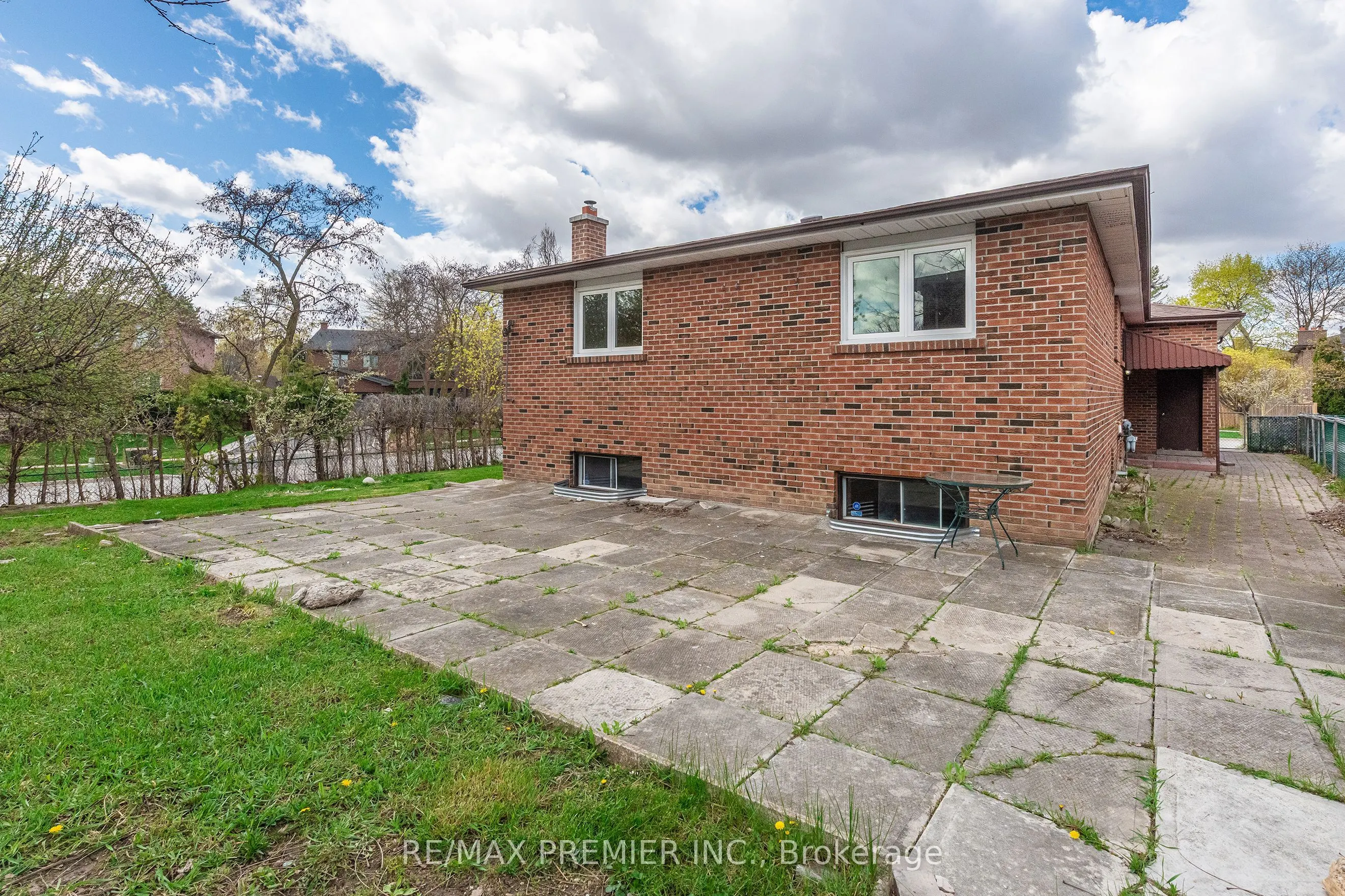 43 Jules Avenue
