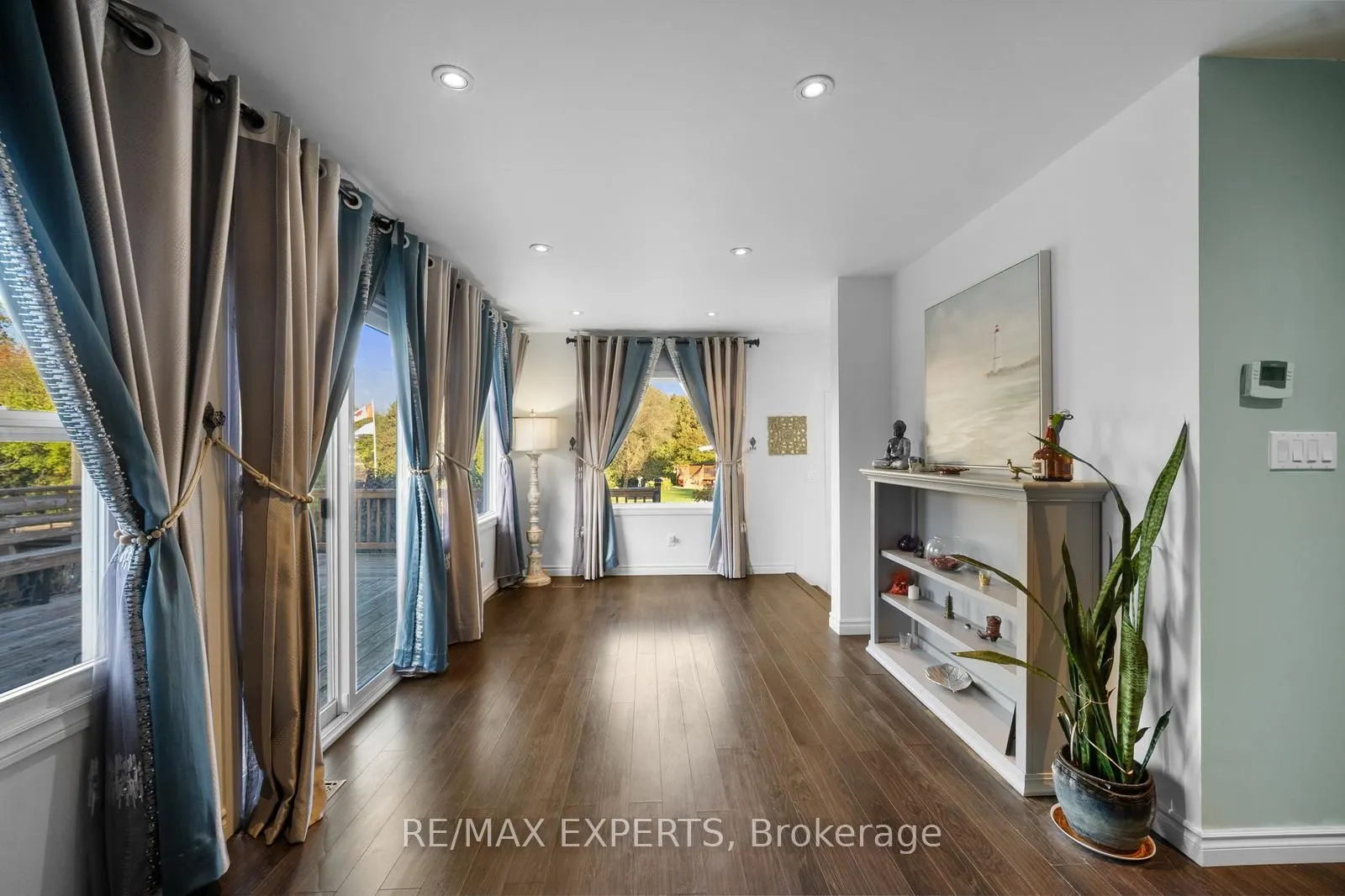 2821 Mt Albert Road