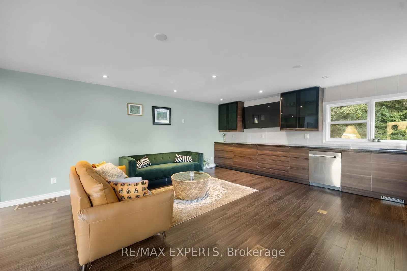 2821 Mt Albert Road