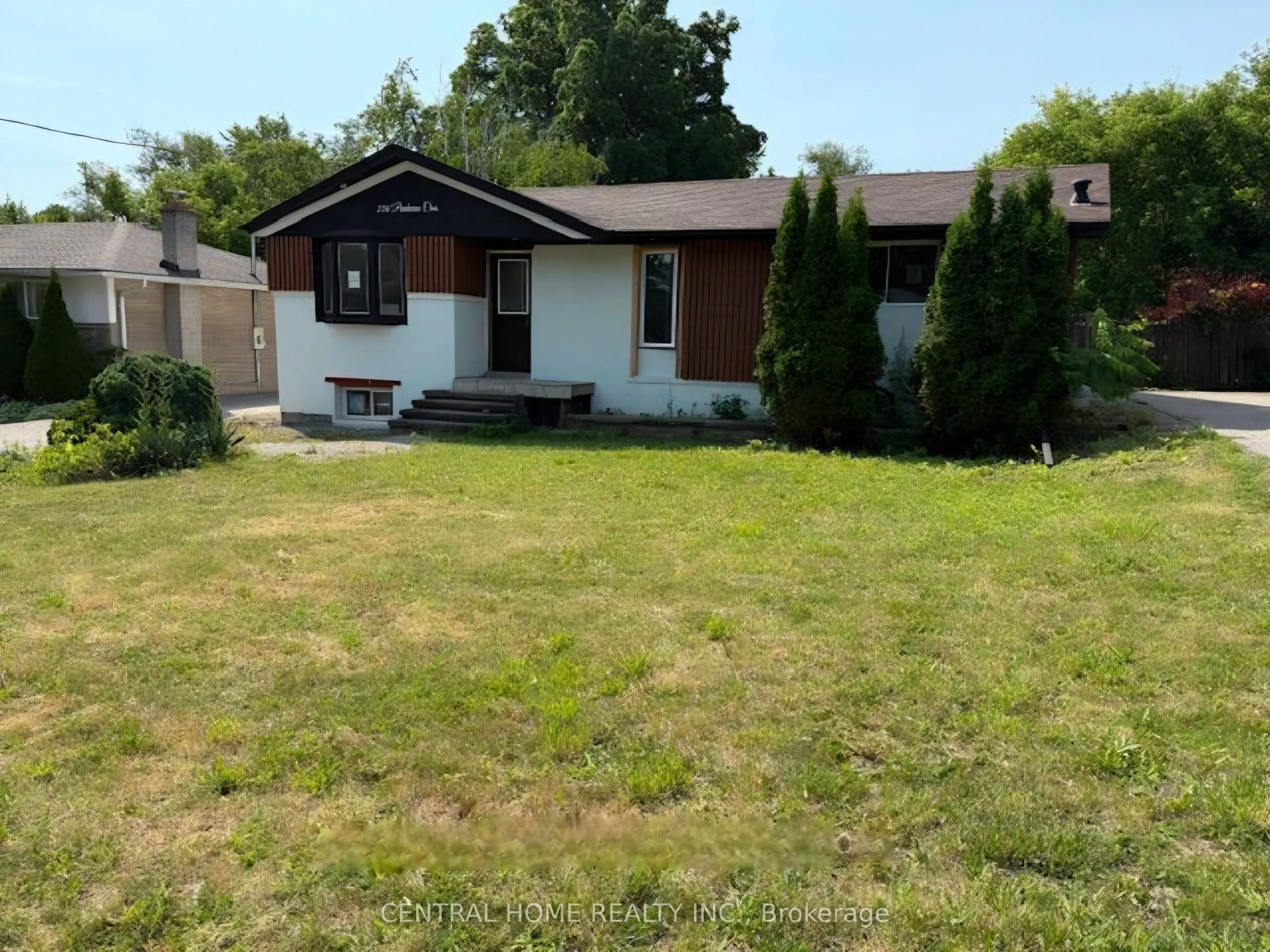 206 Parkview Crescent