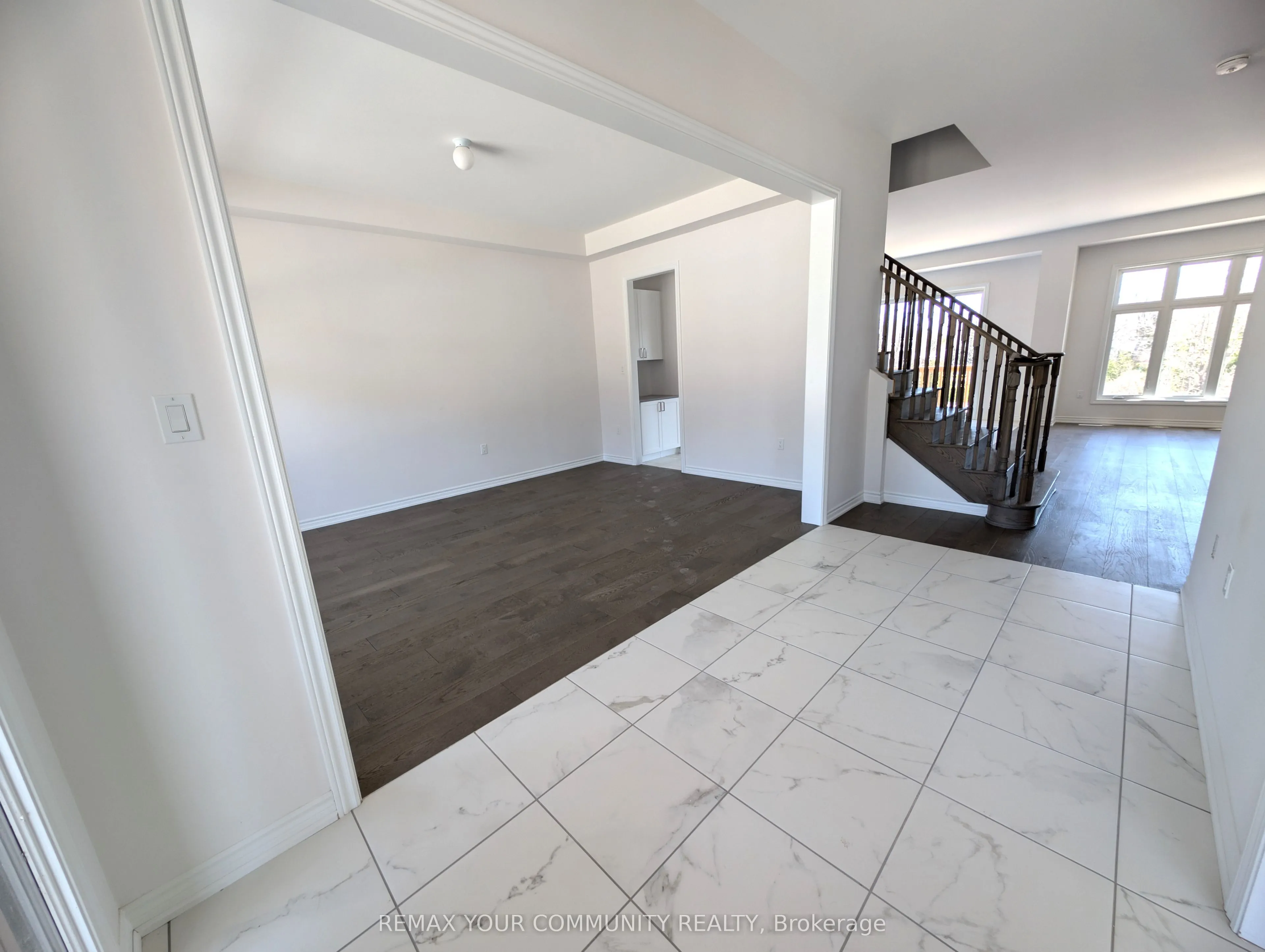 3 Rail Trail Court