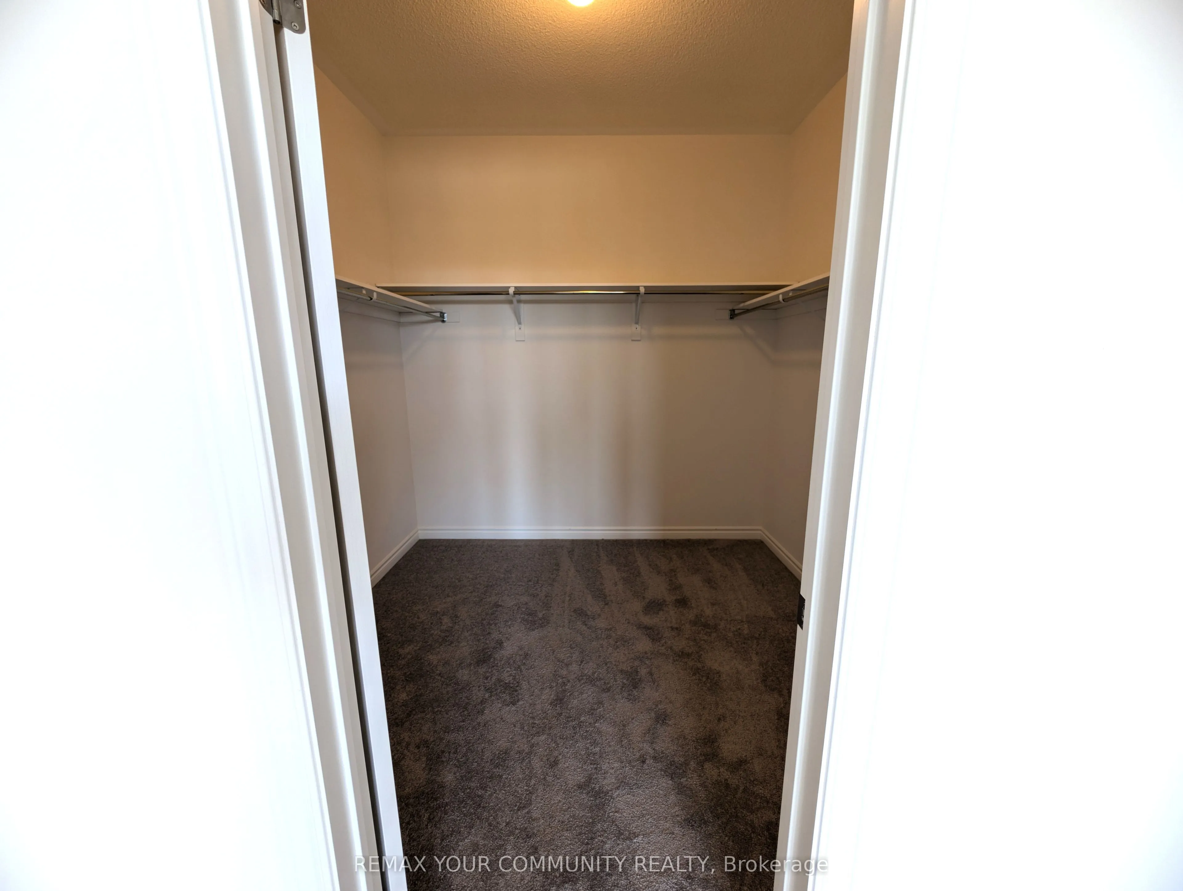 3 Rail Trail Court