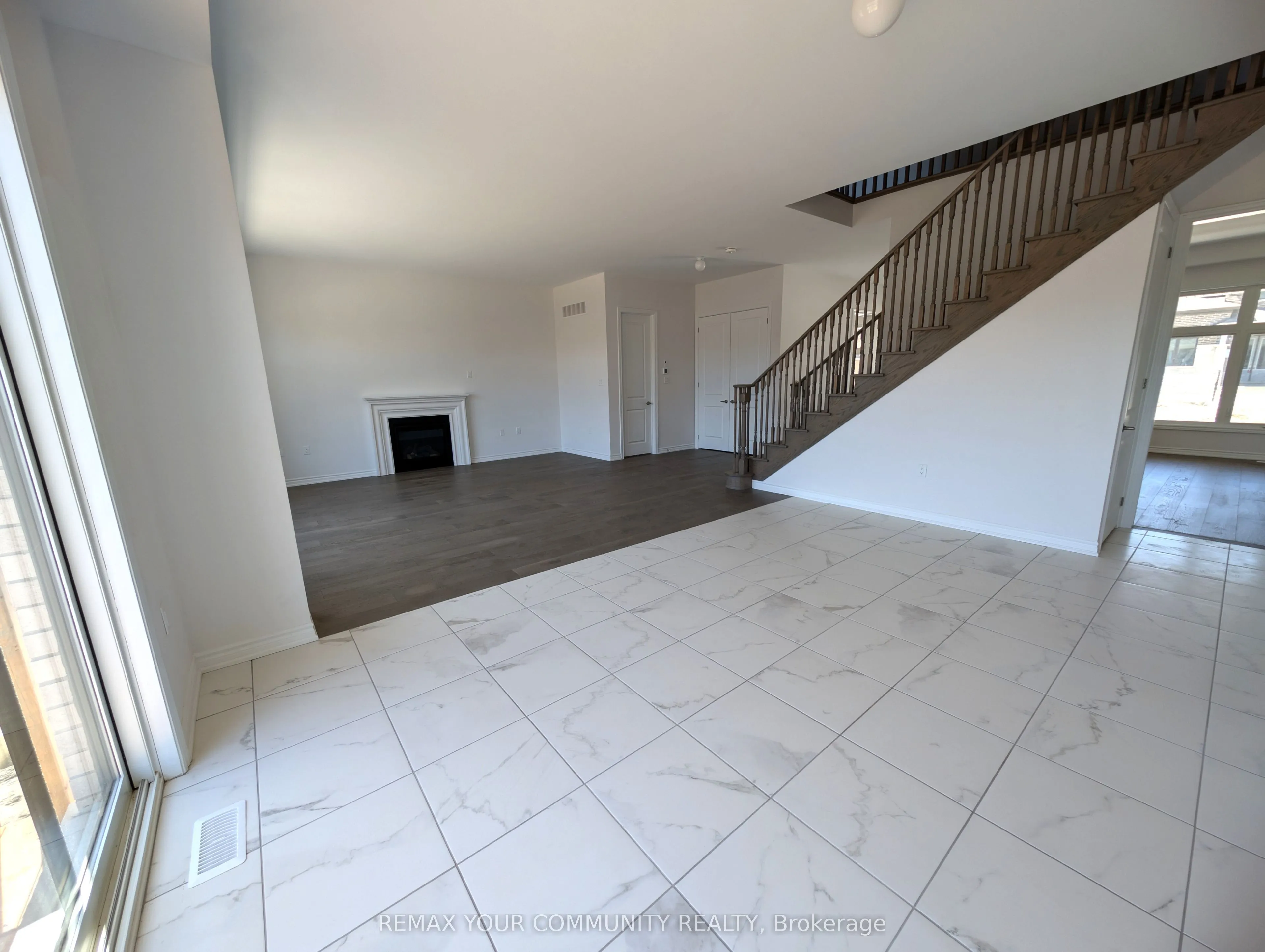 3 Rail Trail Court