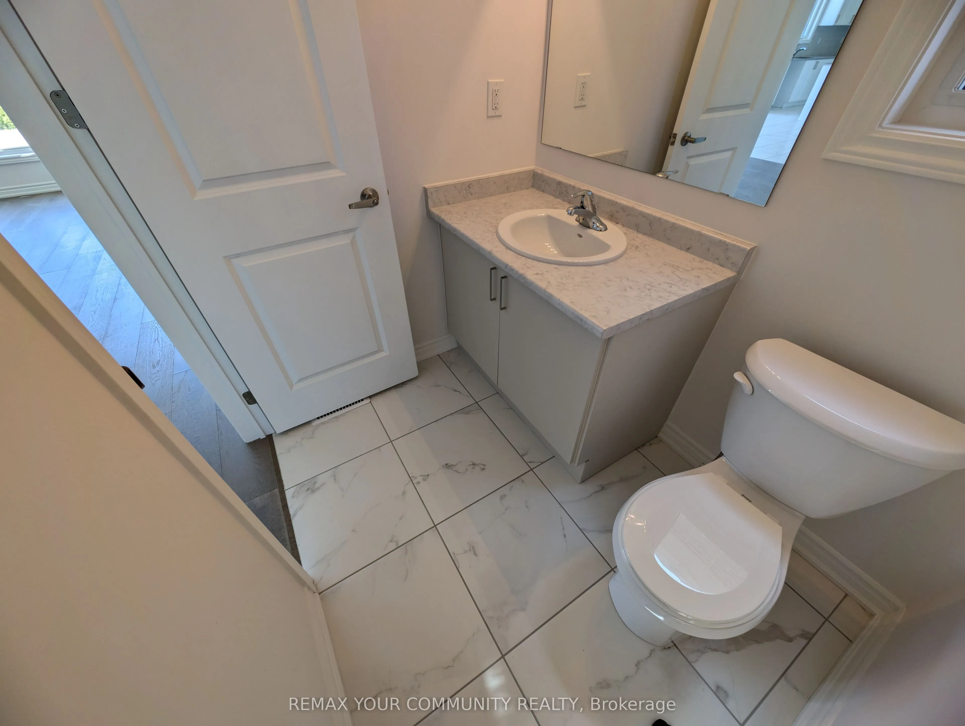 3 Rail Trail Court