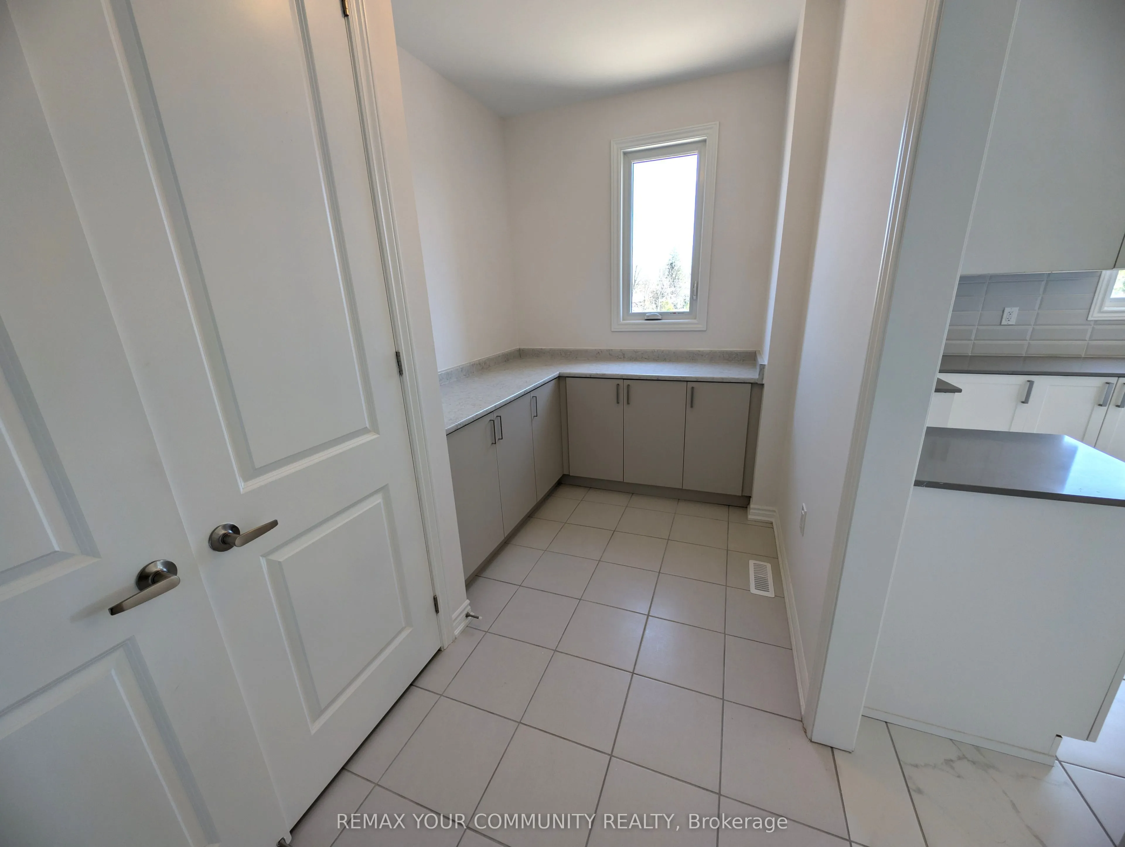 3 Rail Trail Court