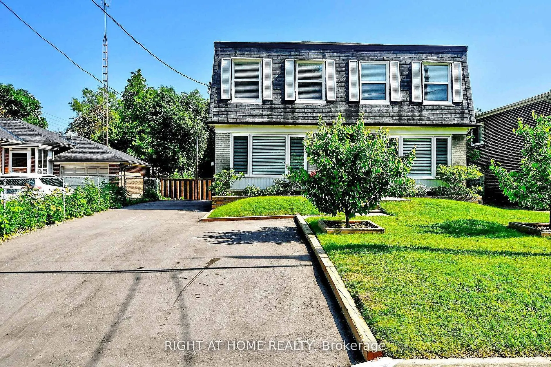 454 Alper Street