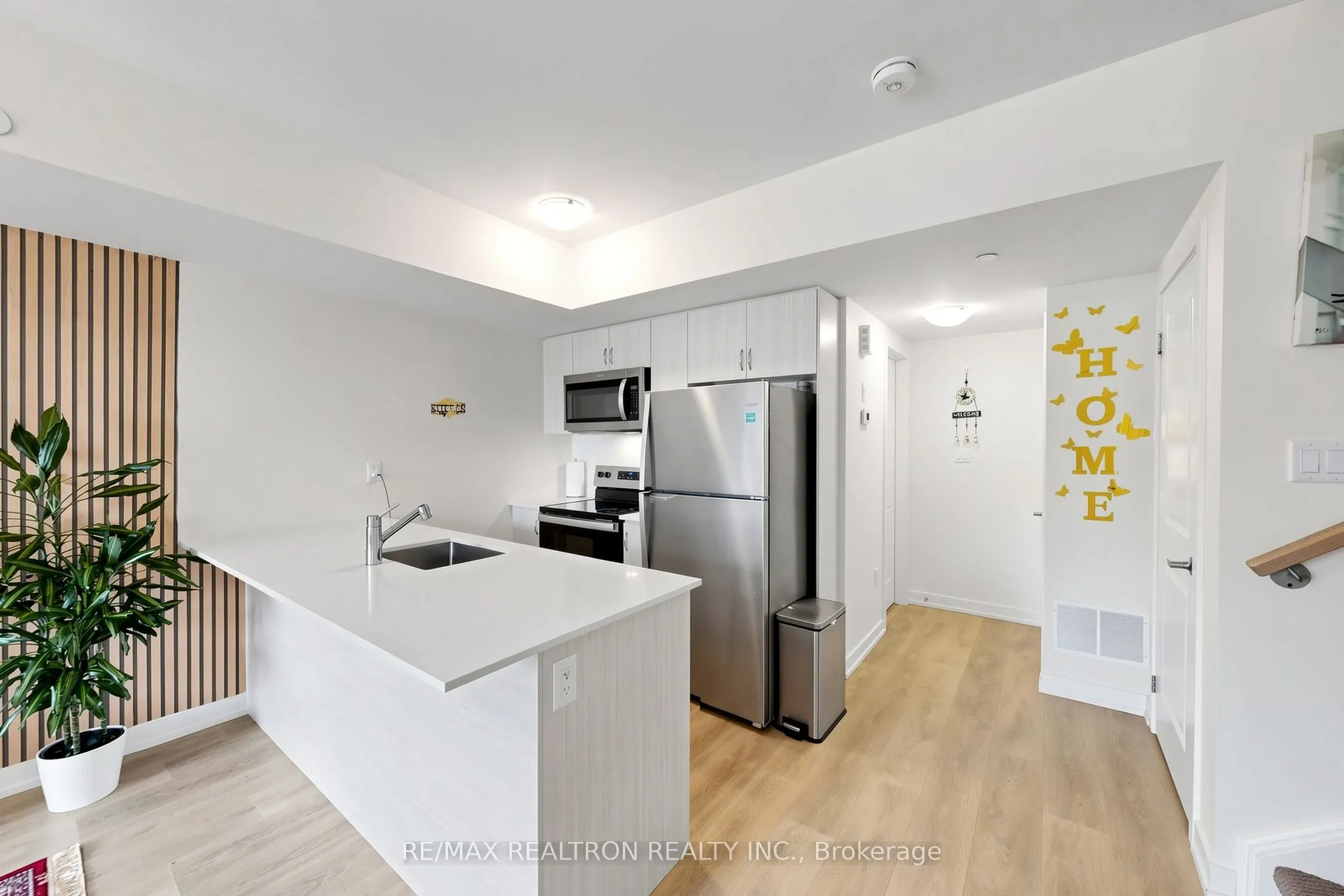 60 Elizabeth Street #3405