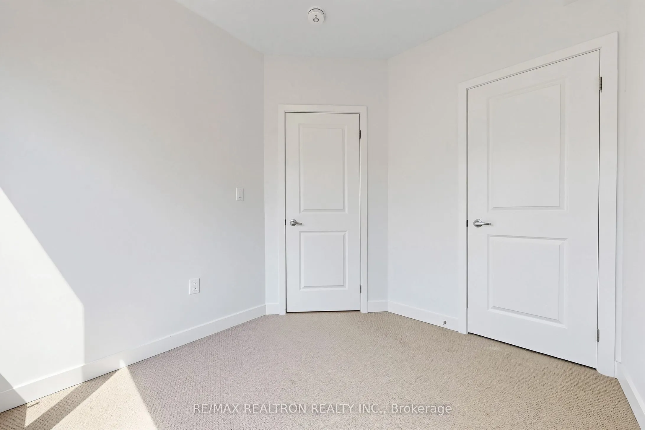 60 Elizabeth Street #3405