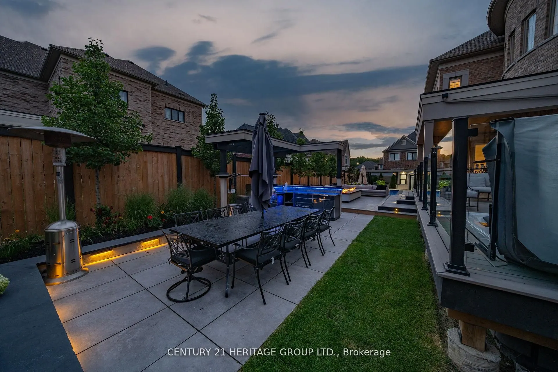 43 Sir Henry Court