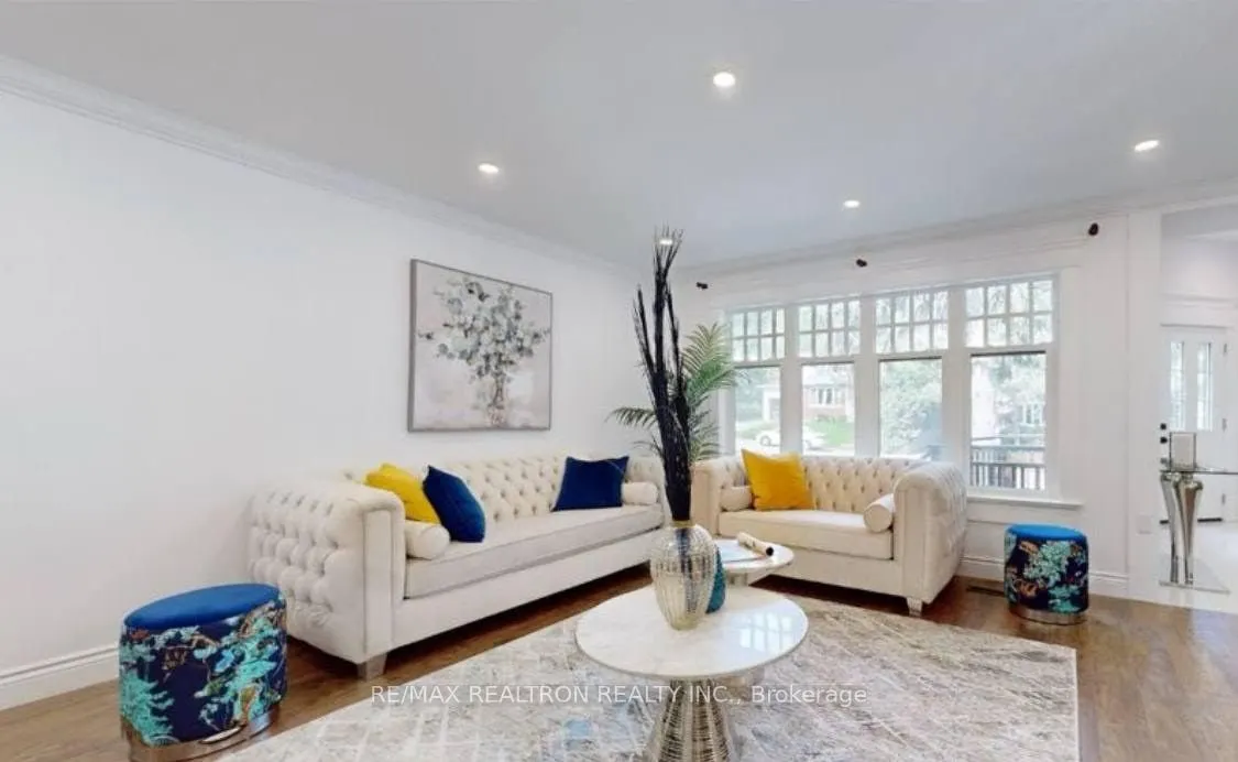 60 Hillview Drive