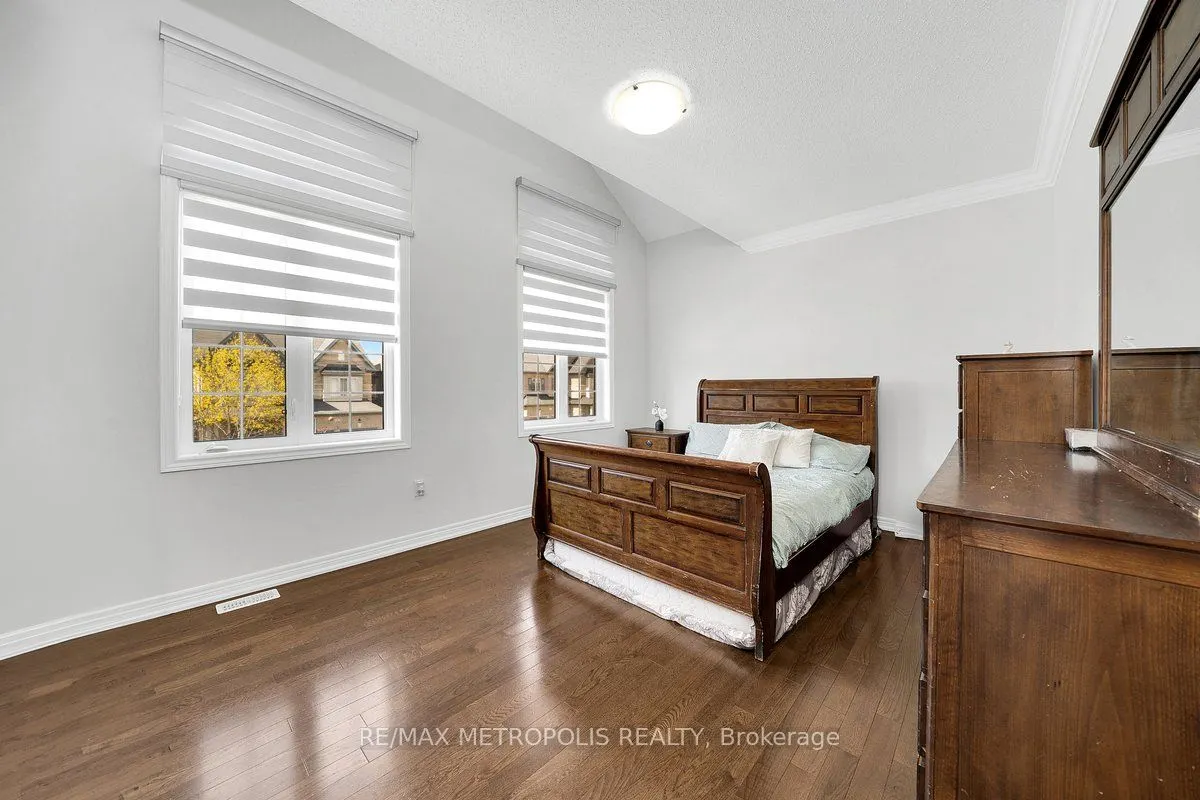 115 Pelee Avenue