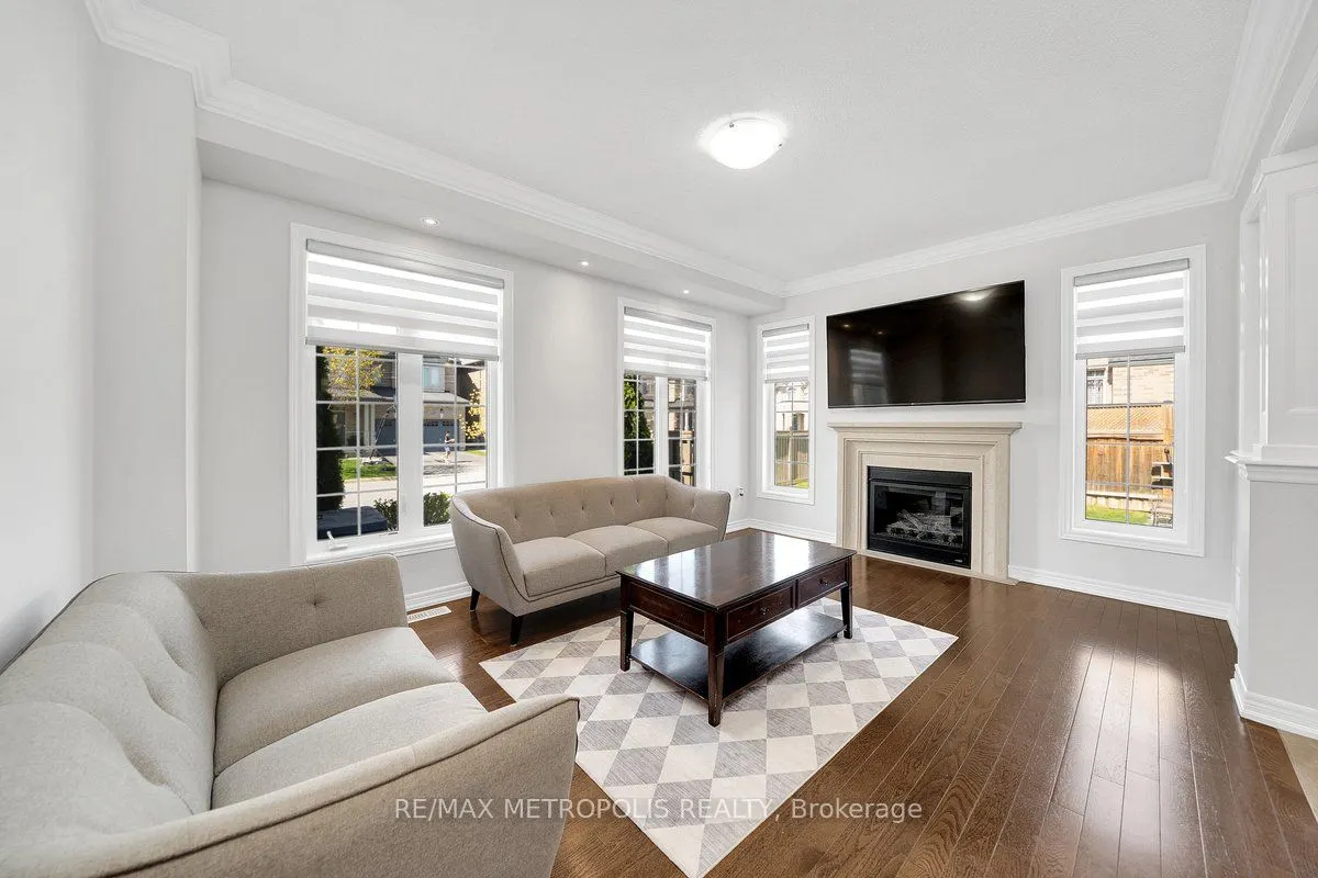 115 Pelee Avenue