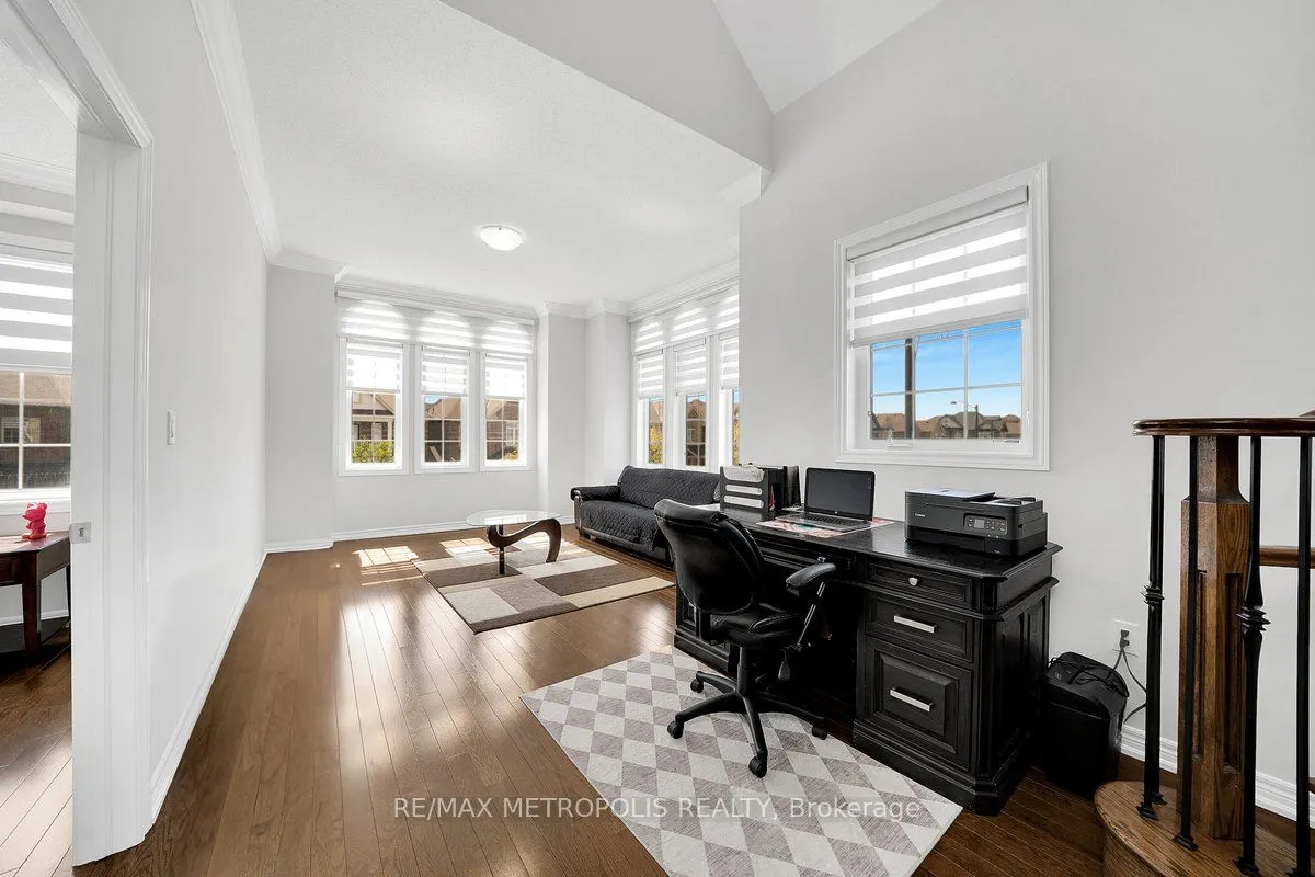 115 Pelee Avenue